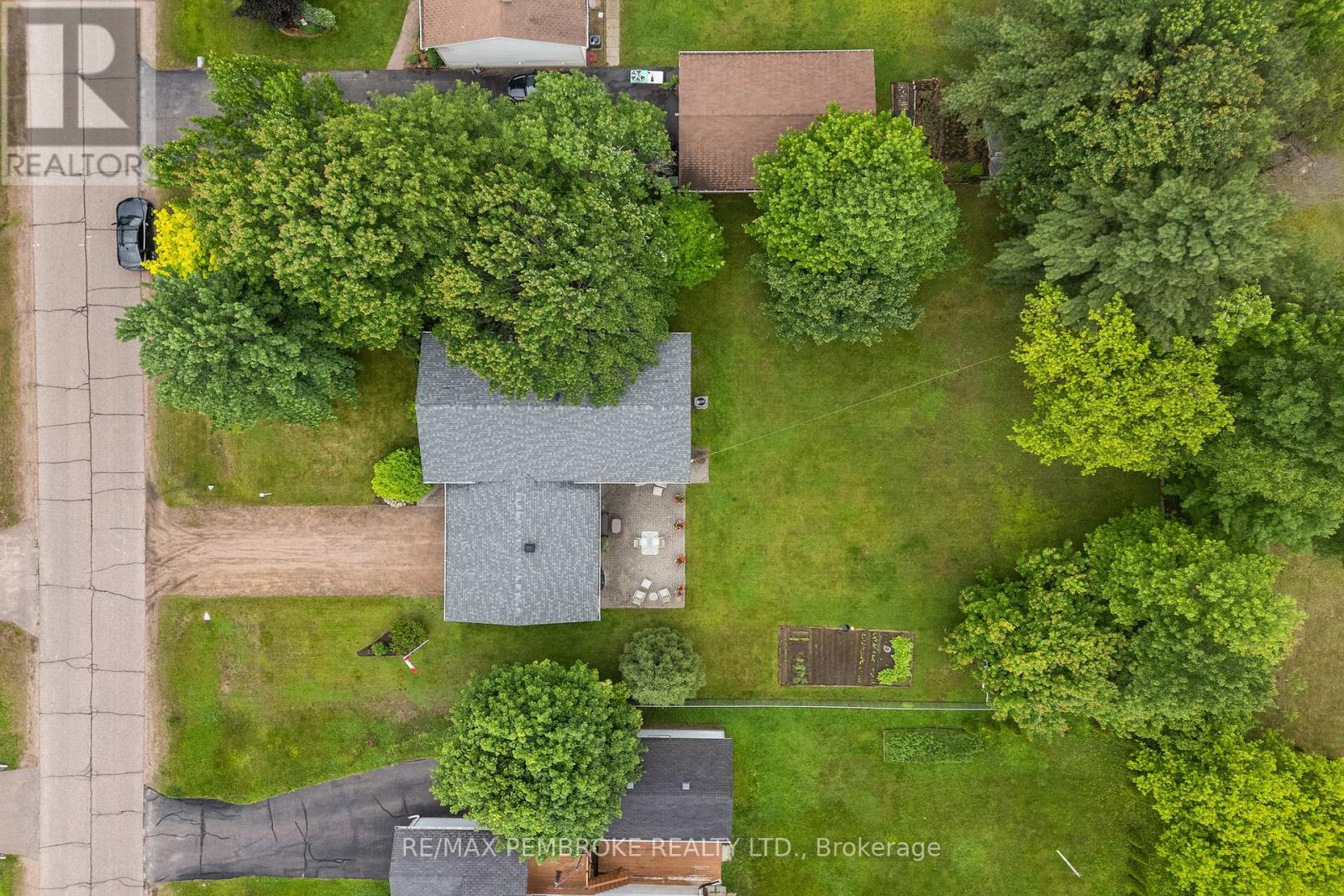 44 Ravenwood Crescent, Petawawa, Ontario K8H 3N1 - Photo 4 - X13471186