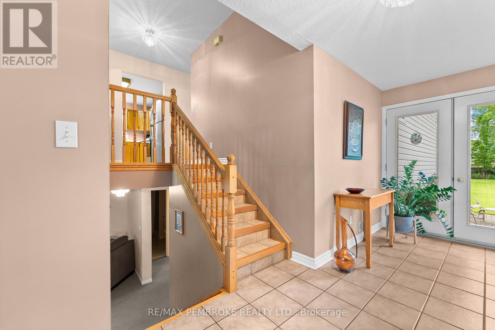 44 Ravenwood Crescent, Petawawa, Ontario  K8H 3N1 - Photo 8 - X13471186