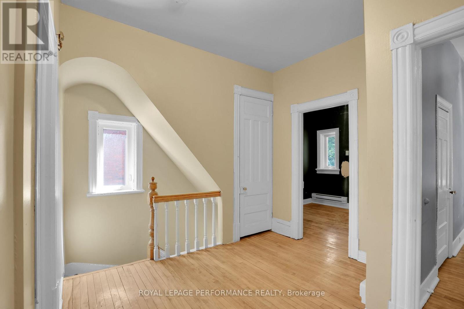 2 - 205 Flora Street, Ottawa, Ontario K1R 5R6 - Photo 4 - X13471152
