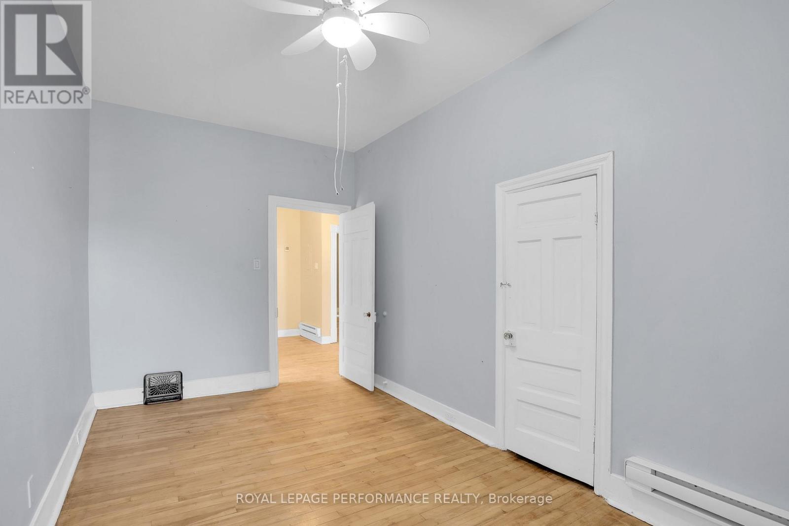 2 - 205 Flora Street, Ottawa, Ontario K1R 5R6 - Photo 8 - X13471152