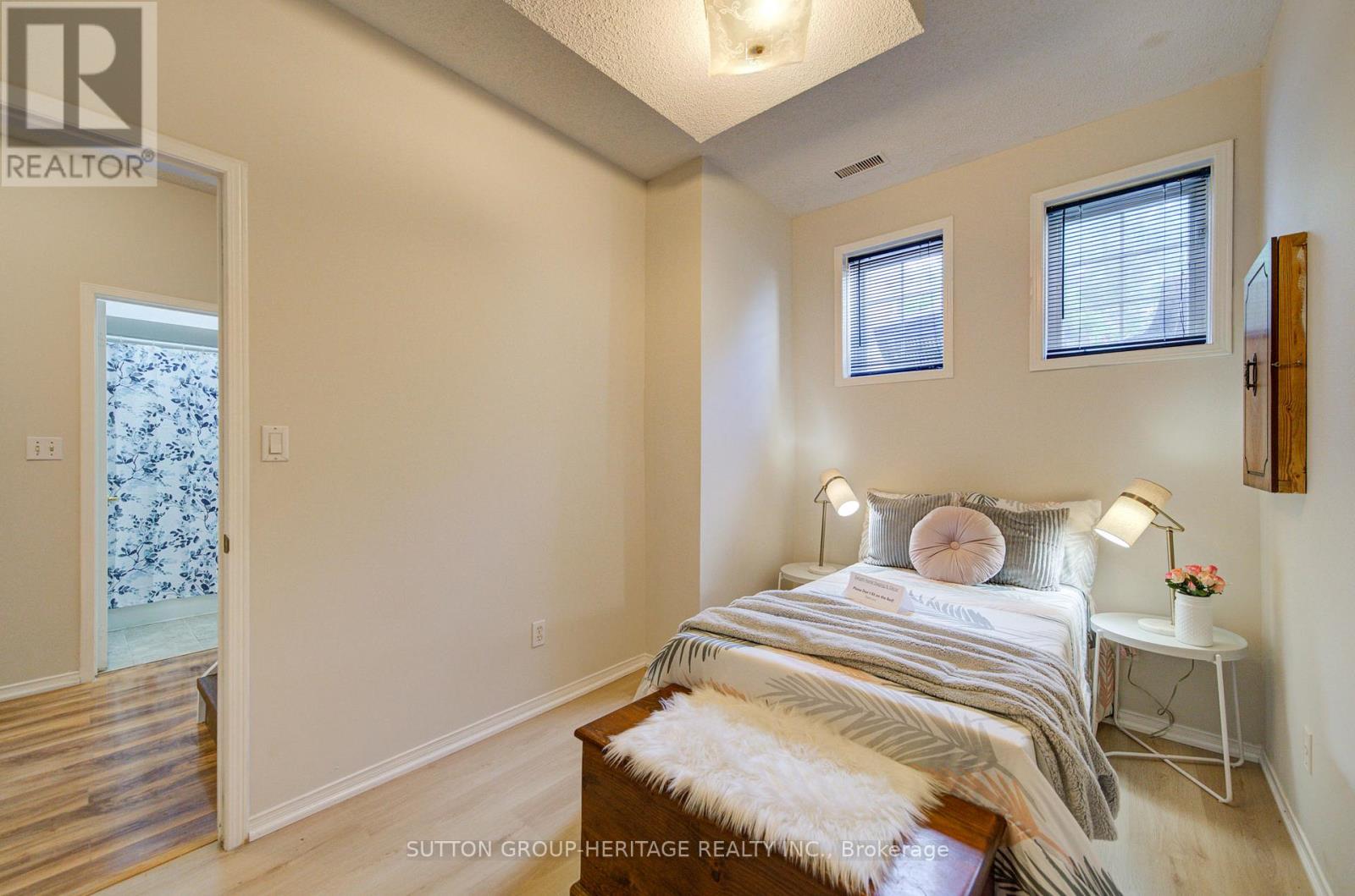 19 Hooper Square, Clarington, Ontario  L1C 4X7 - Photo 32 - E13471208