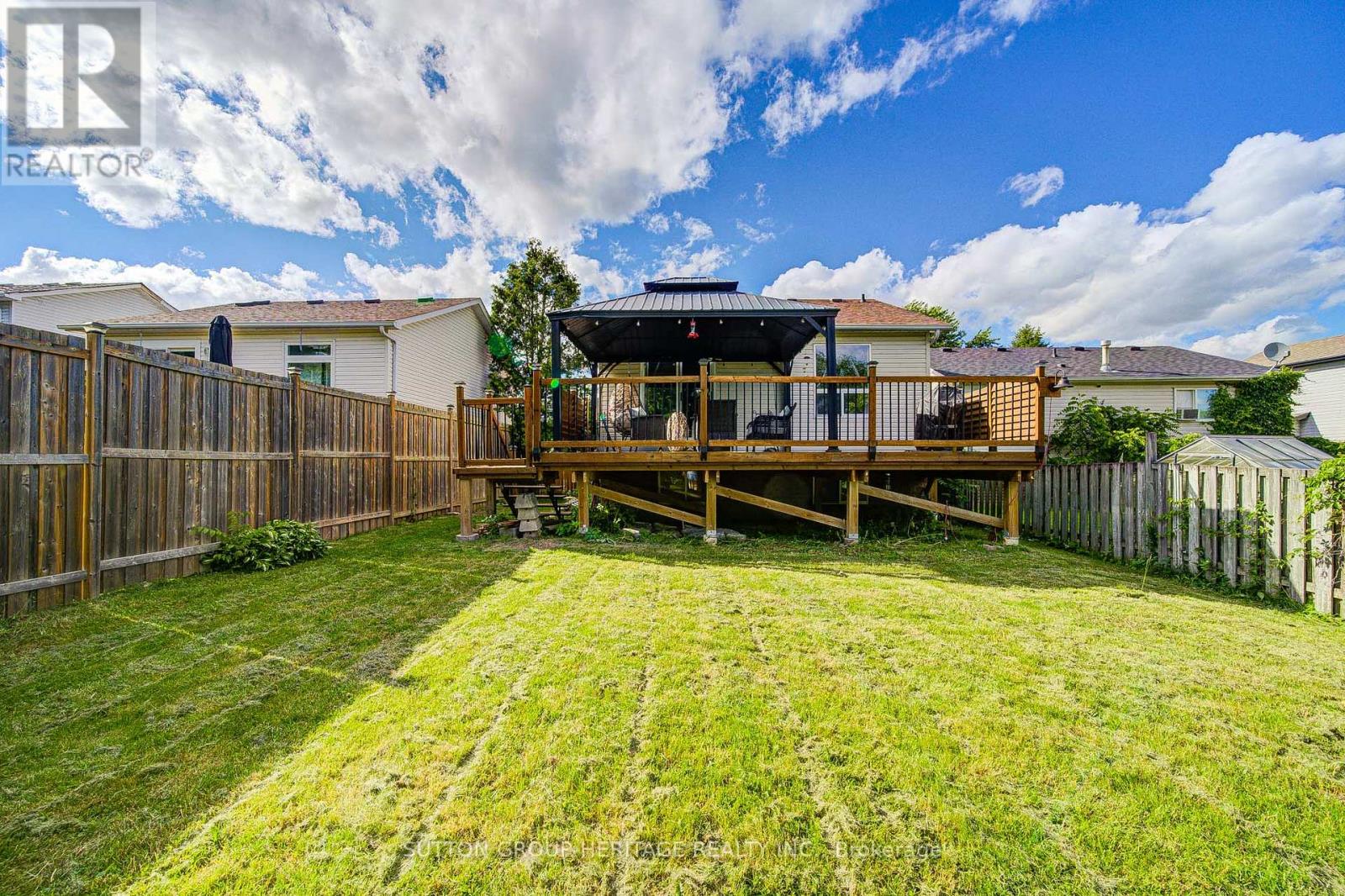 19 Hooper Square, Clarington, Ontario  L1C 4X7 - Photo 39 - E13471208