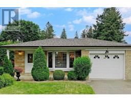 3 KNOCKBOLT CRESCENT, Toronto, Ontario