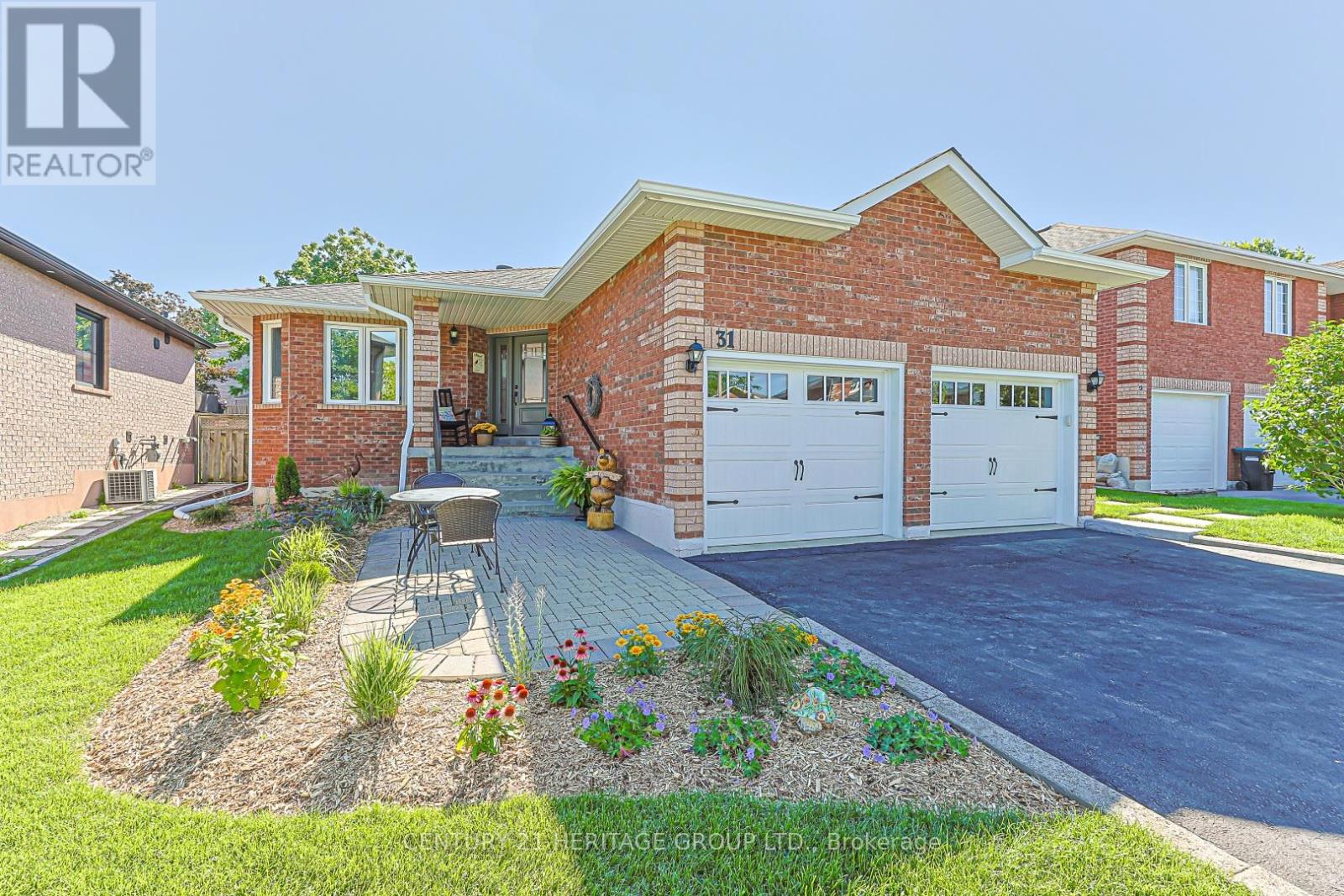 31 FOX RUN LANE, Bradford West Gwillimbury, Ontario