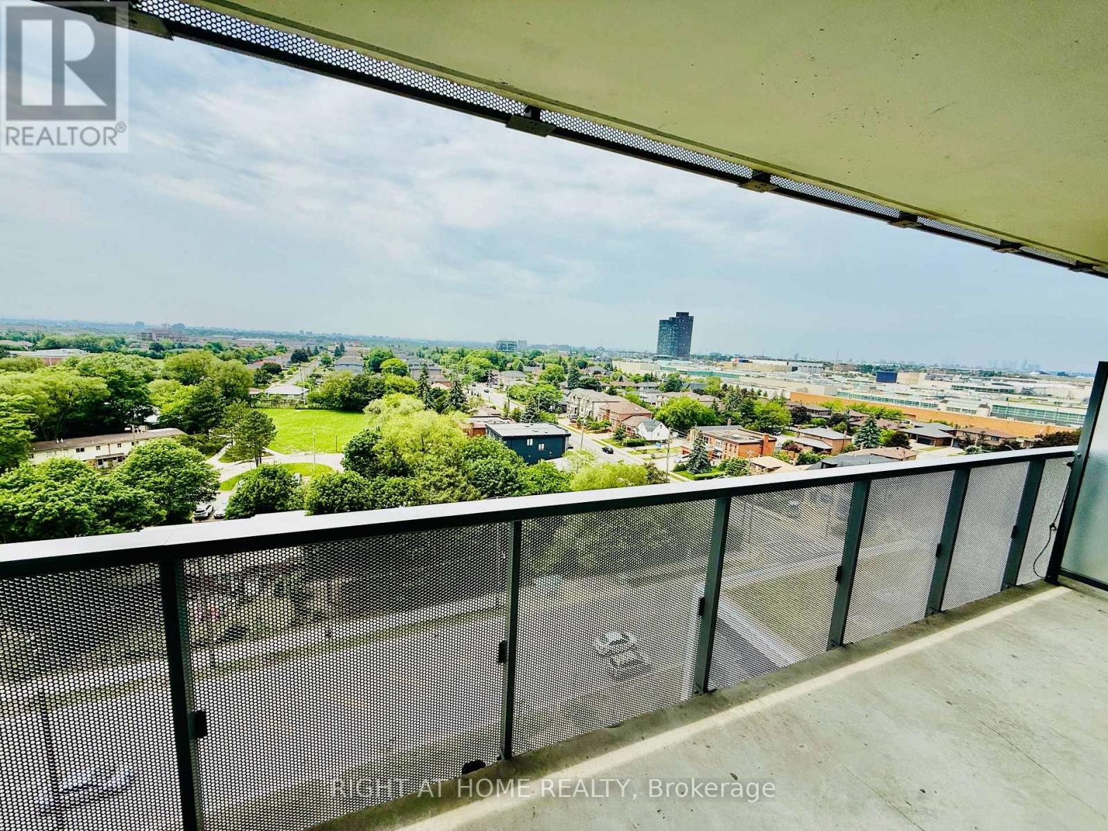 1215 - 160 Flemington Road, Toronto, Ontario  M6A 0A9 - Photo 10 - W12859724
