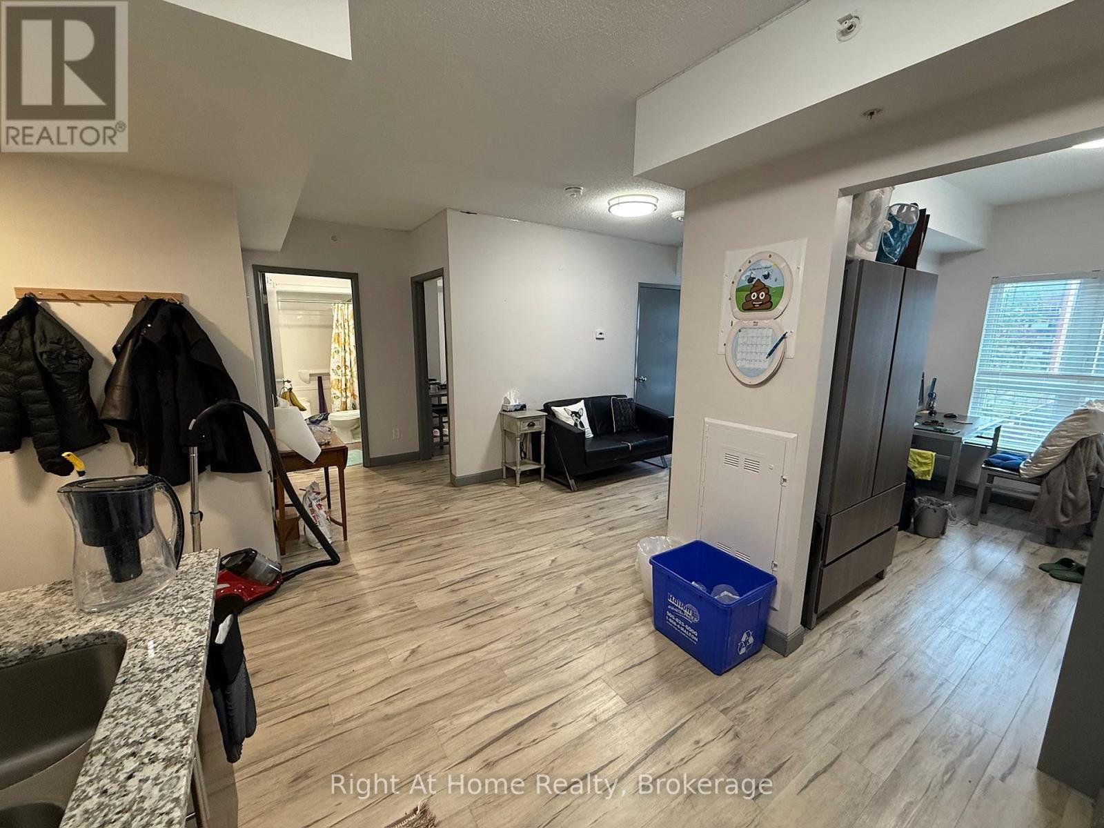 2317 - 258b Sunview Street, Waterloo, Ontario  N2L 0H7 - Photo 5 - X13417380