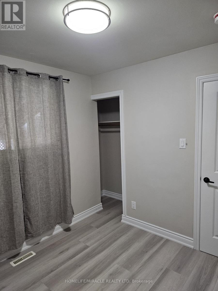 61 Deerfield Crescent, Brampton, Ontario  L6T 1K8 - Photo 13 - W13471176