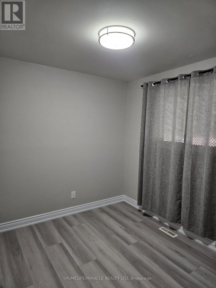 61 Deerfield Crescent, Brampton, Ontario  L6T 1K8 - Photo 18 - W13471176