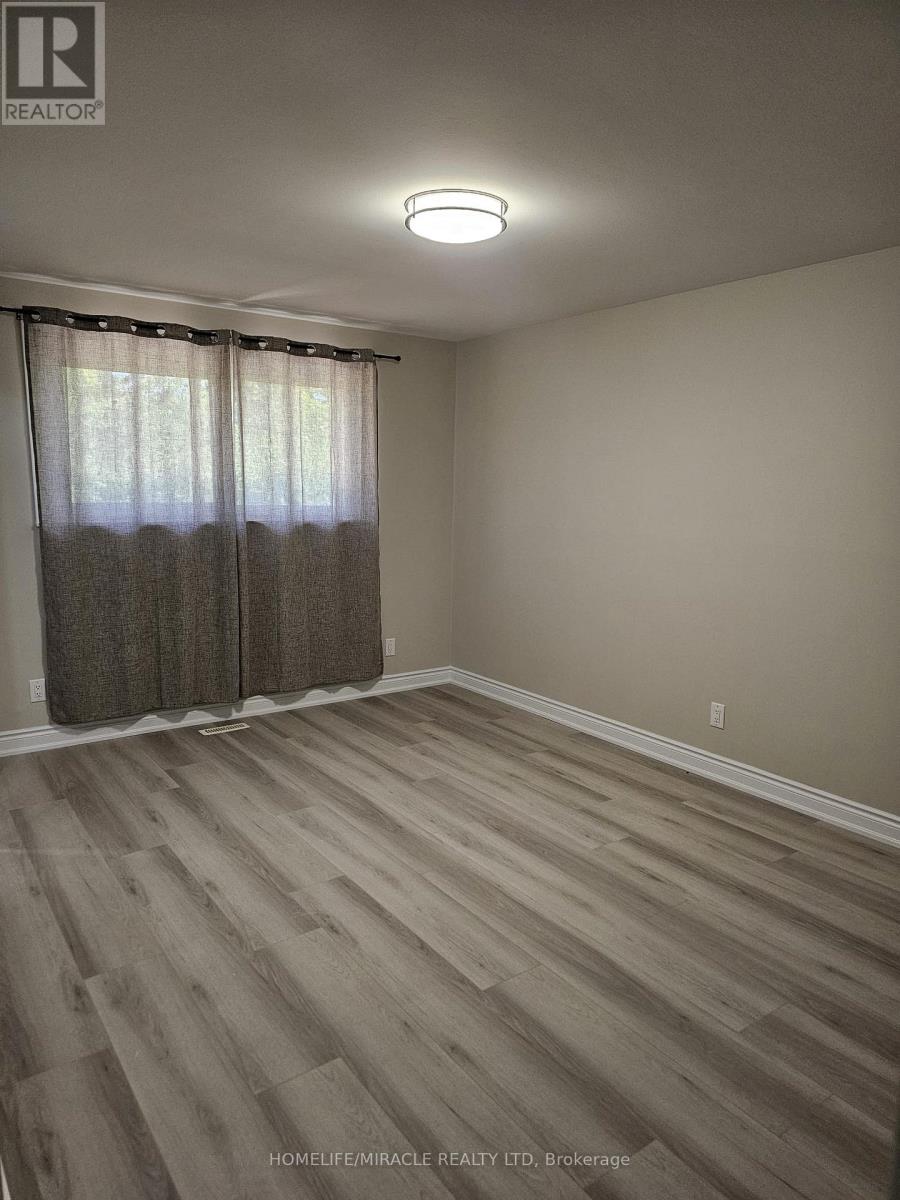 61 Deerfield Crescent, Brampton, Ontario  L6T 1K8 - Photo 22 - W13471176