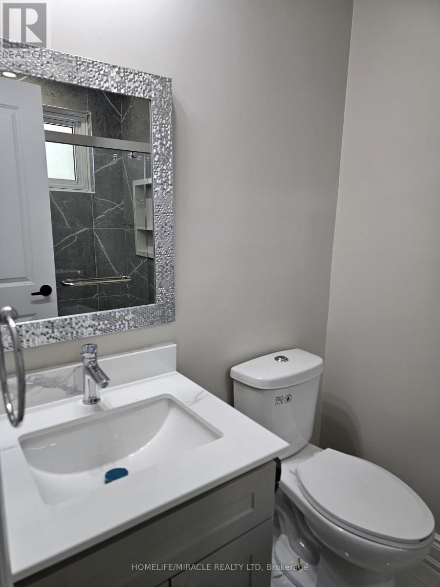 61 Deerfield Crescent, Brampton, Ontario  L6T 1K8 - Photo 24 - W13471176