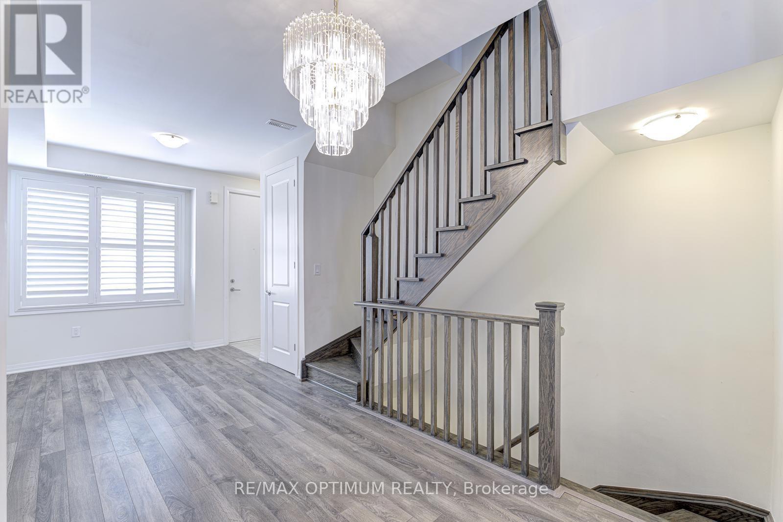 44 Sarah Jackson Crescent, Toronto, Ontario  M3K 0B6 - Photo 4 - W13471198