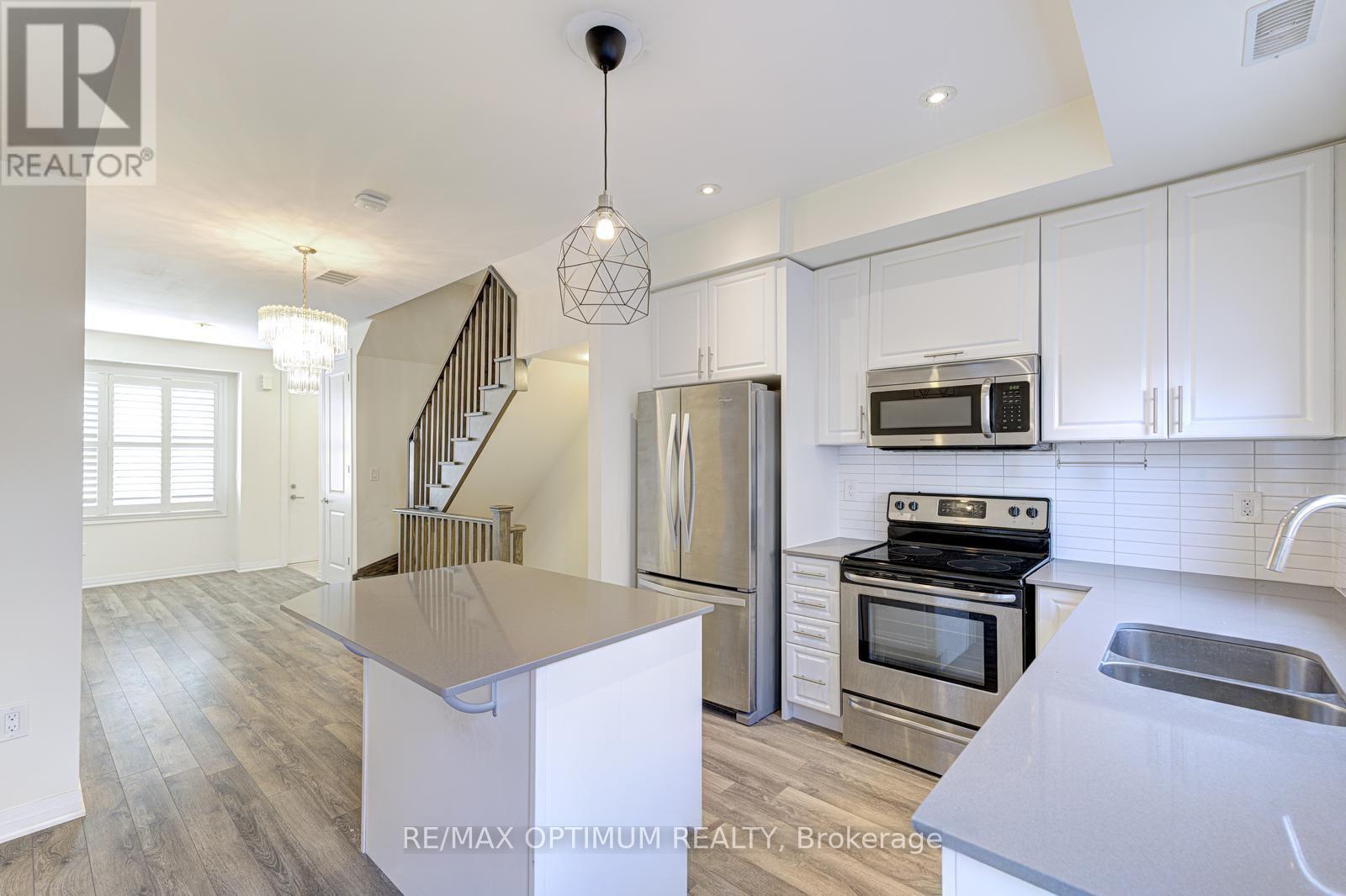 44 Sarah Jackson Crescent, Toronto, Ontario  M3K 0B6 - Photo 6 - W13471198