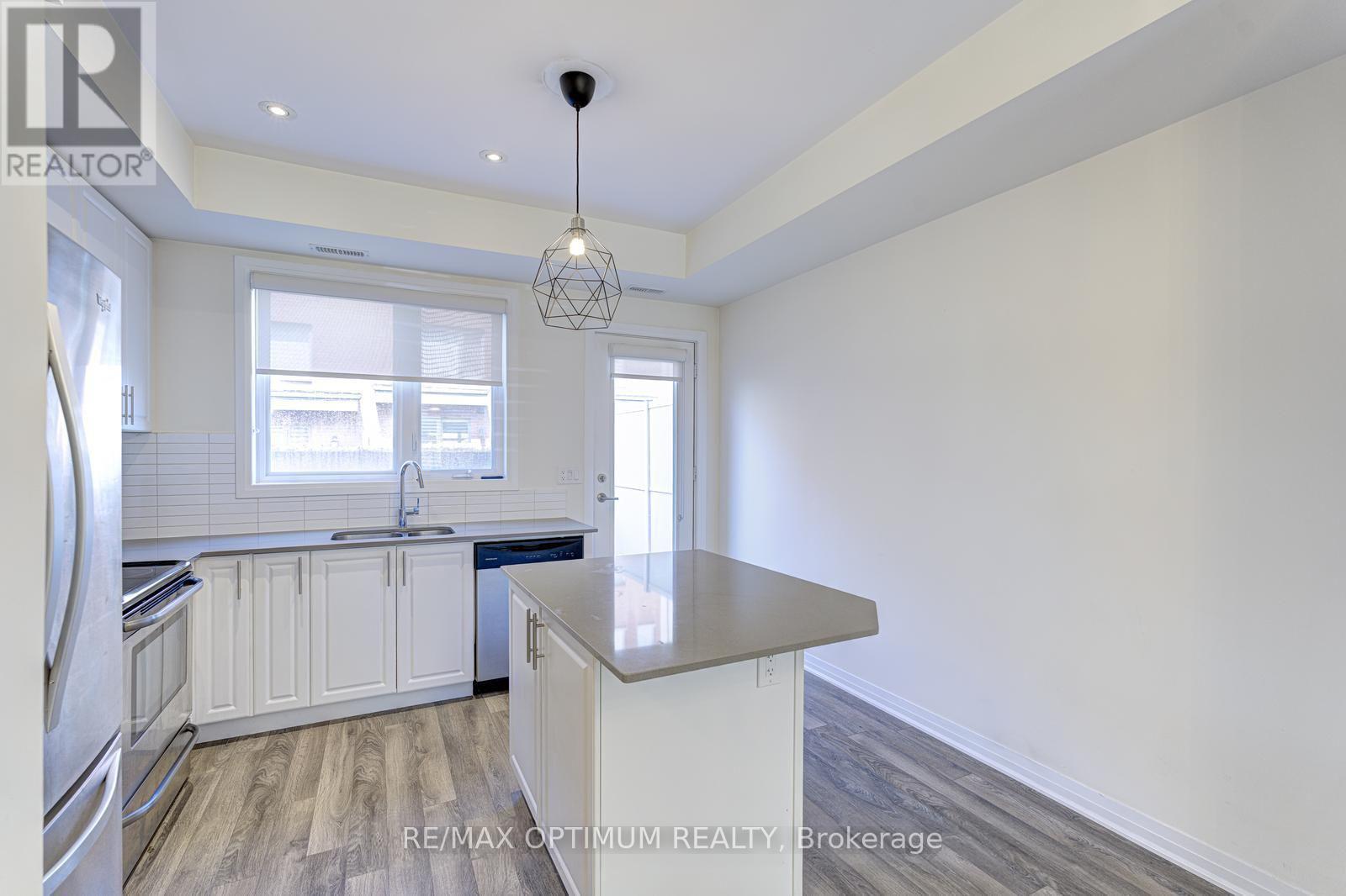 44 Sarah Jackson Crescent, Toronto, Ontario  M3K 0B6 - Photo 8 - W13471198