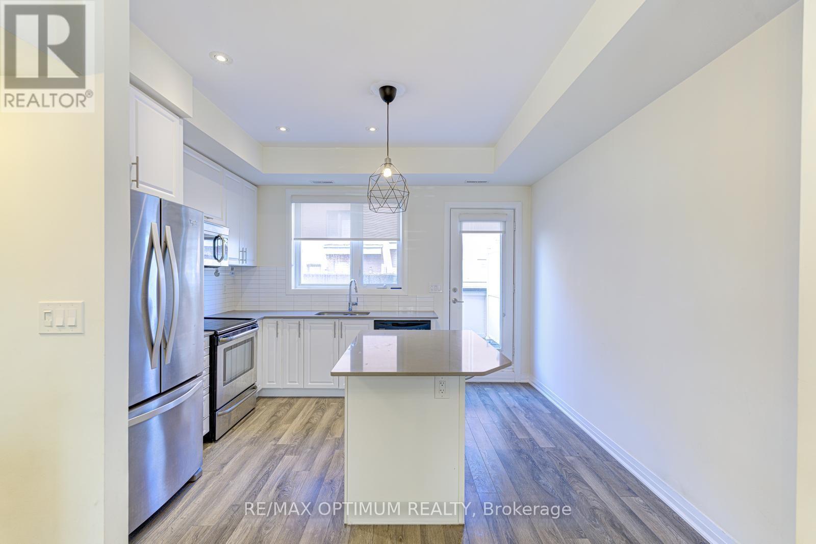 44 Sarah Jackson Crescent, Toronto, Ontario  M3K 0B6 - Photo 9 - W13471198
