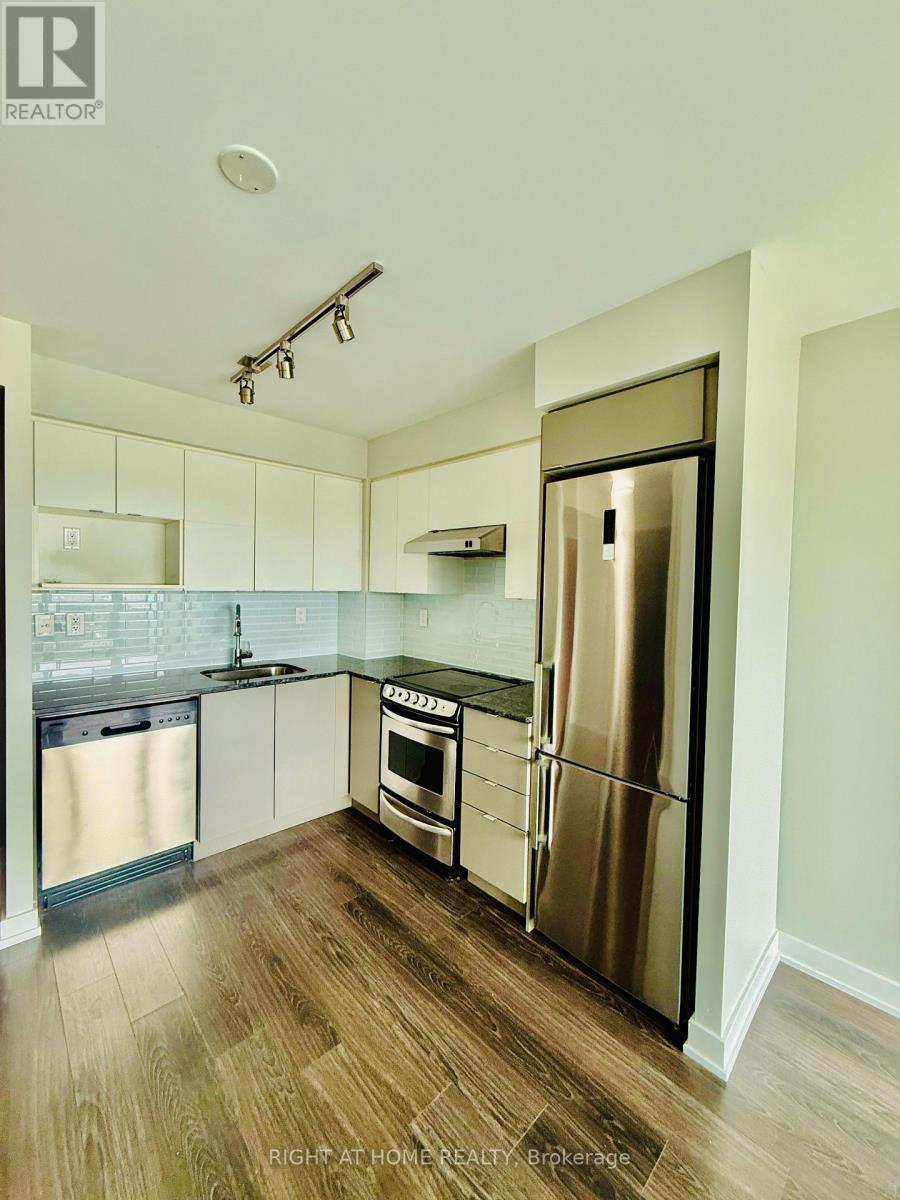 1215 - 160 Flemington Road, Toronto, Ontario  M6A 0A9 - Photo 5 - W12859724