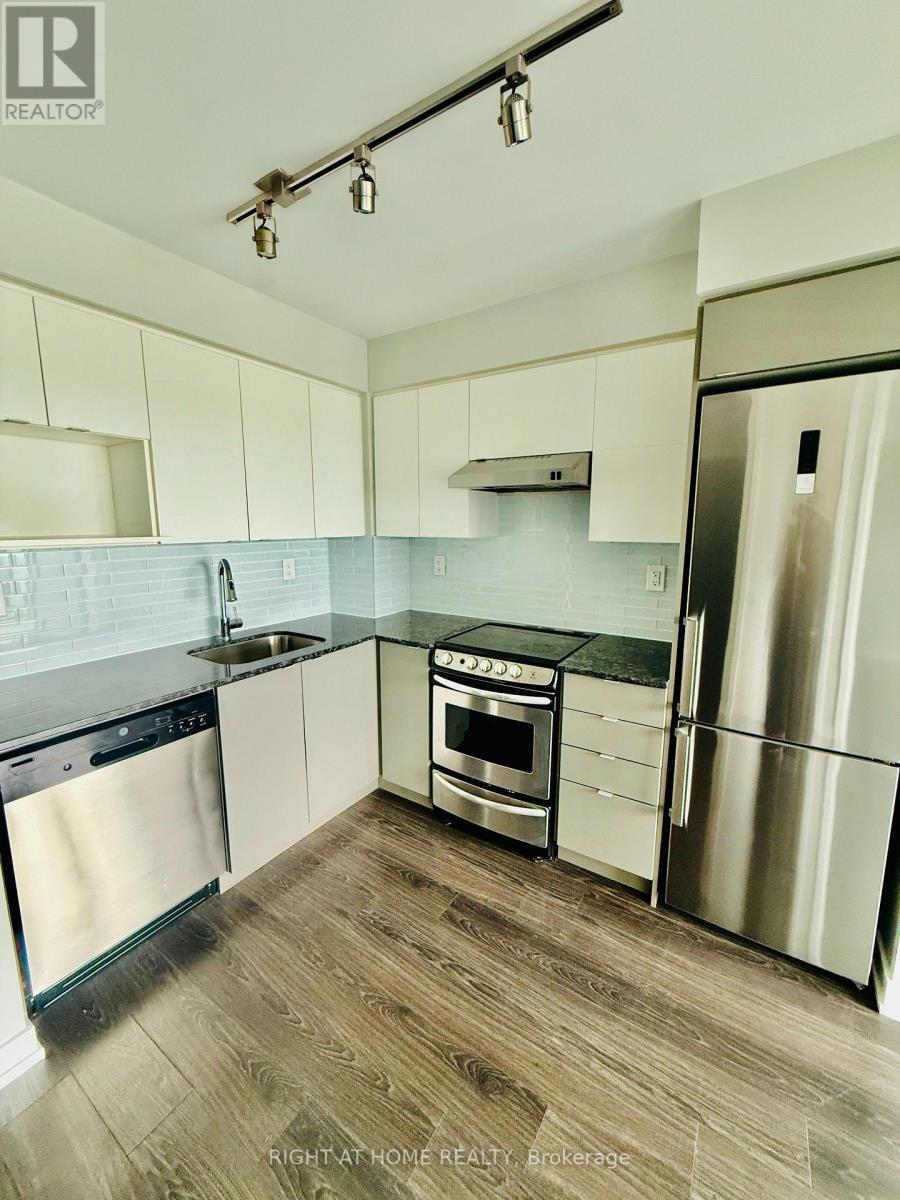 1215 - 160 Flemington Road, Toronto, Ontario  M6A 0A9 - Photo 4 - W12859724