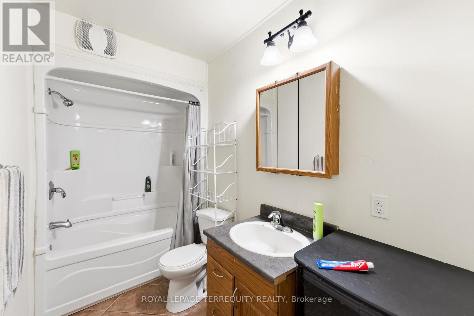 177 Davis Street W, Quinte West, Ontario  K8V 5Z5 - Photo 16 - X13471142