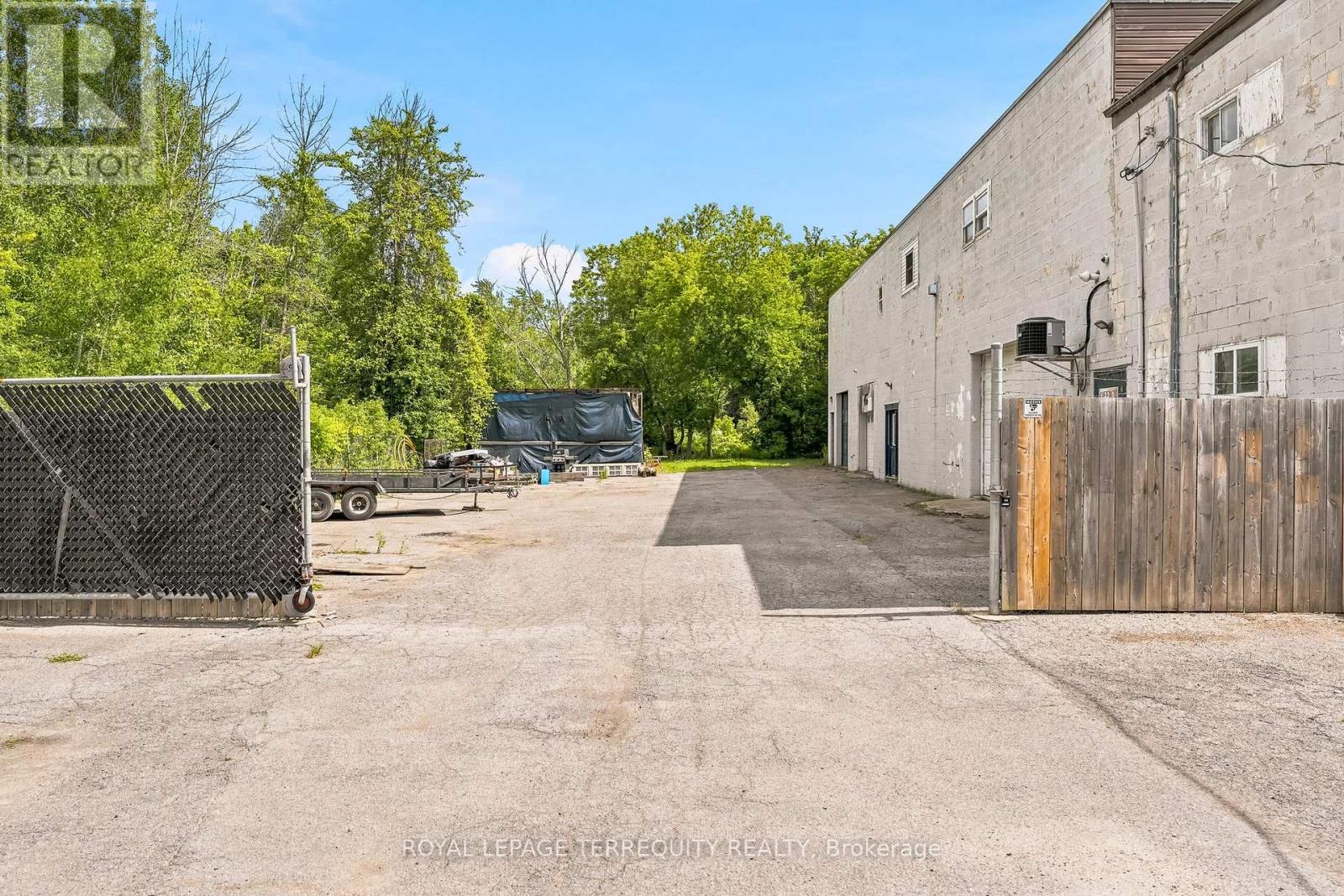 177 Davis Street W, Quinte West, Ontario  K8V 5Z5 - Photo 8 - X13471142