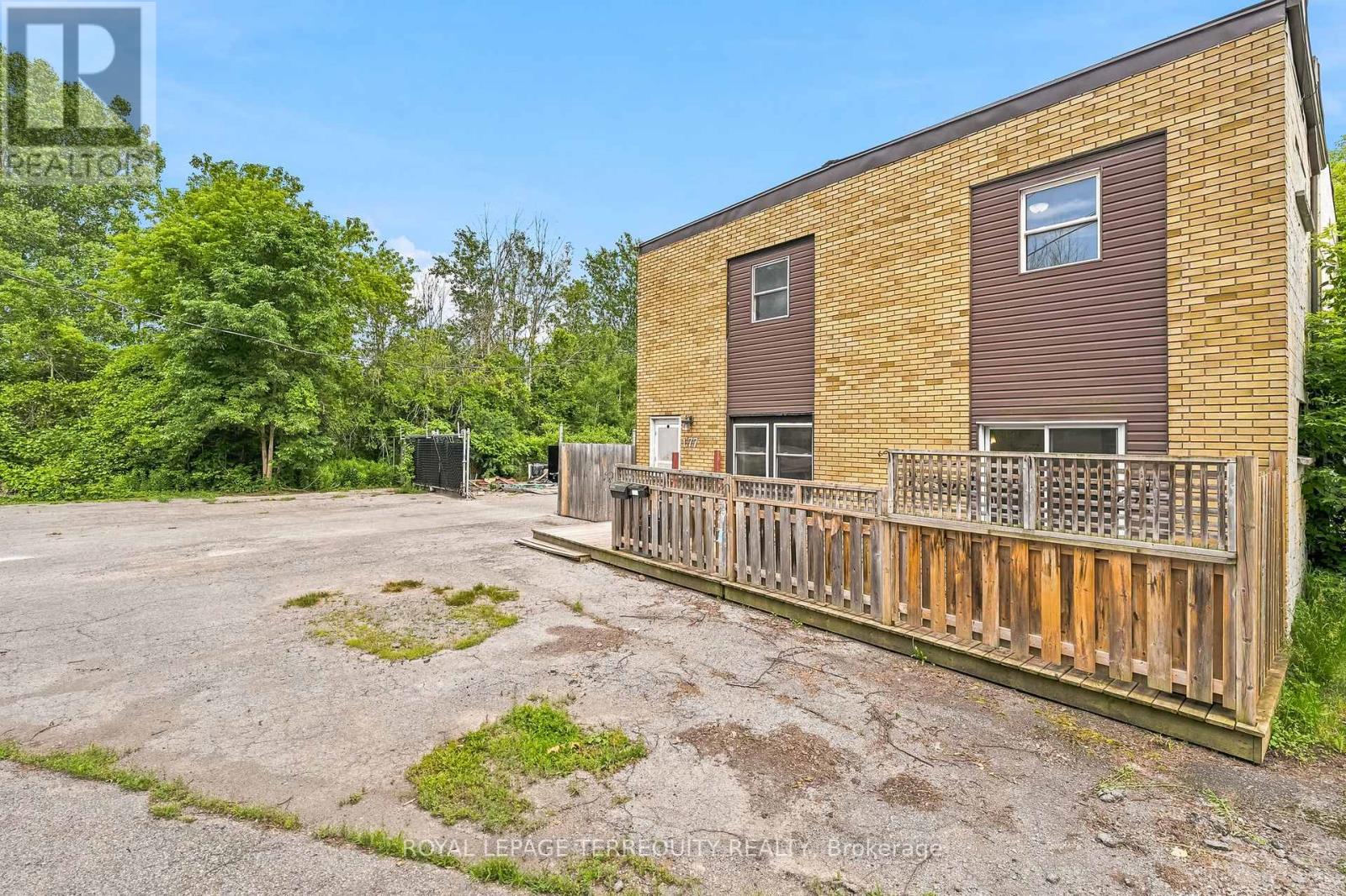 177 Davis Street W, Quinte West, Ontario  K8V 5Z5 - Photo 9 - X13471142