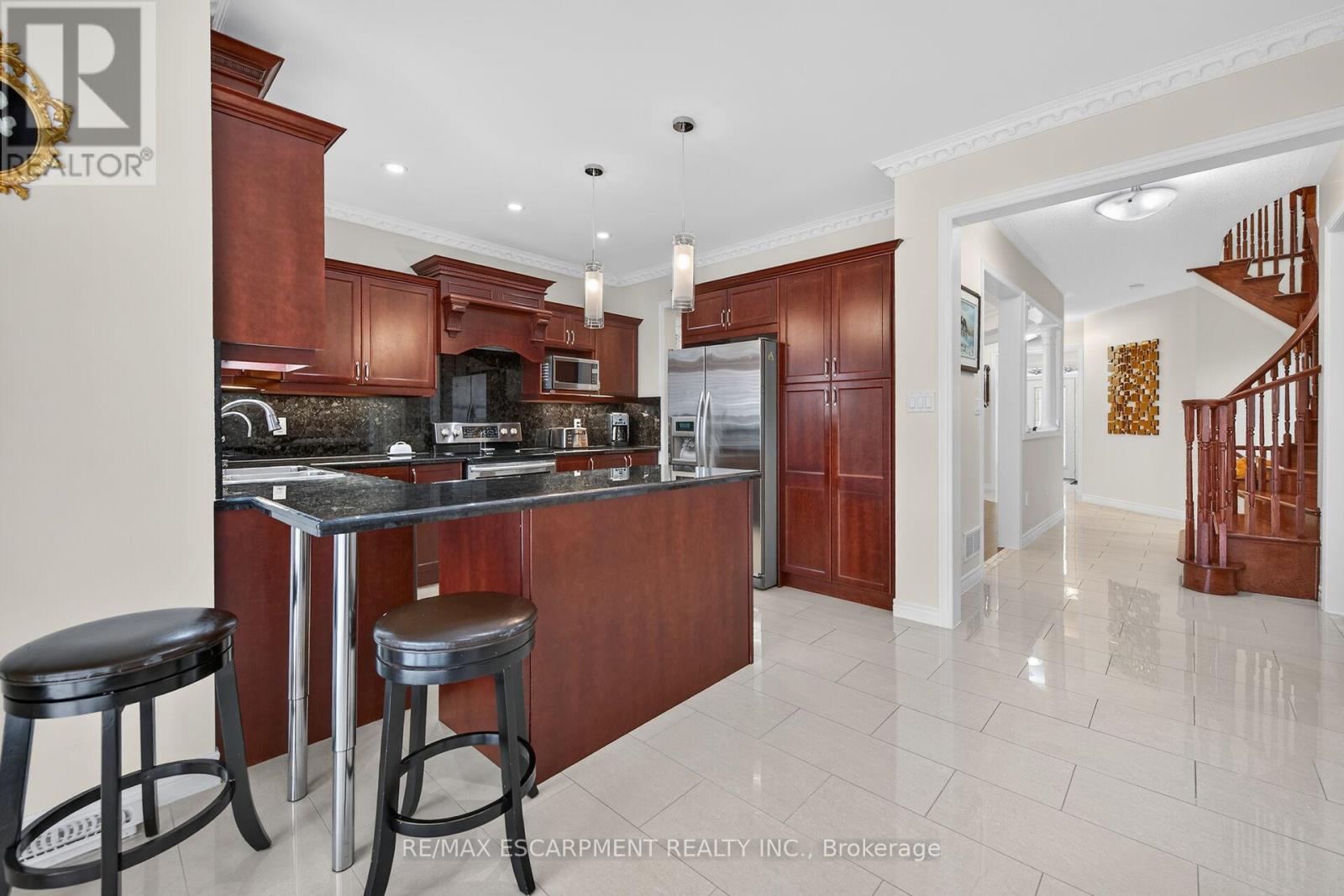 81 Morning Mist Drive, Hamilton, Ontario  L9B 0E6 - Photo 13 - X13471160