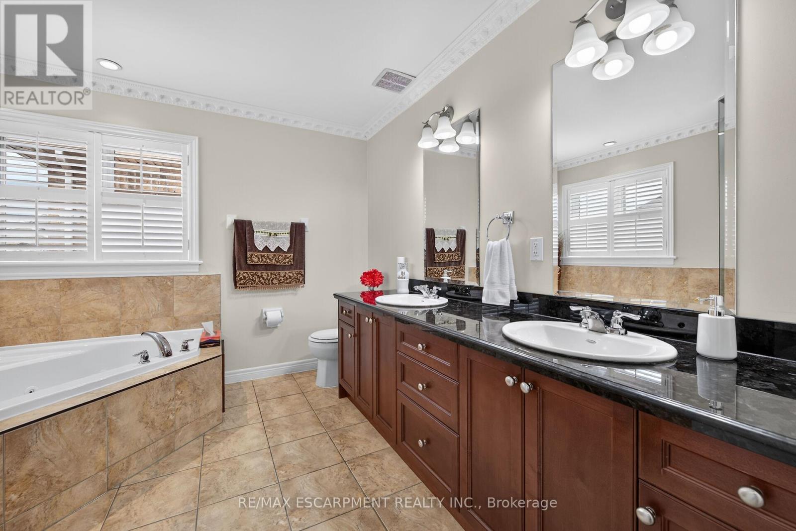 81 Morning Mist Drive, Hamilton, Ontario  L9B 0E6 - Photo 29 - X13471160