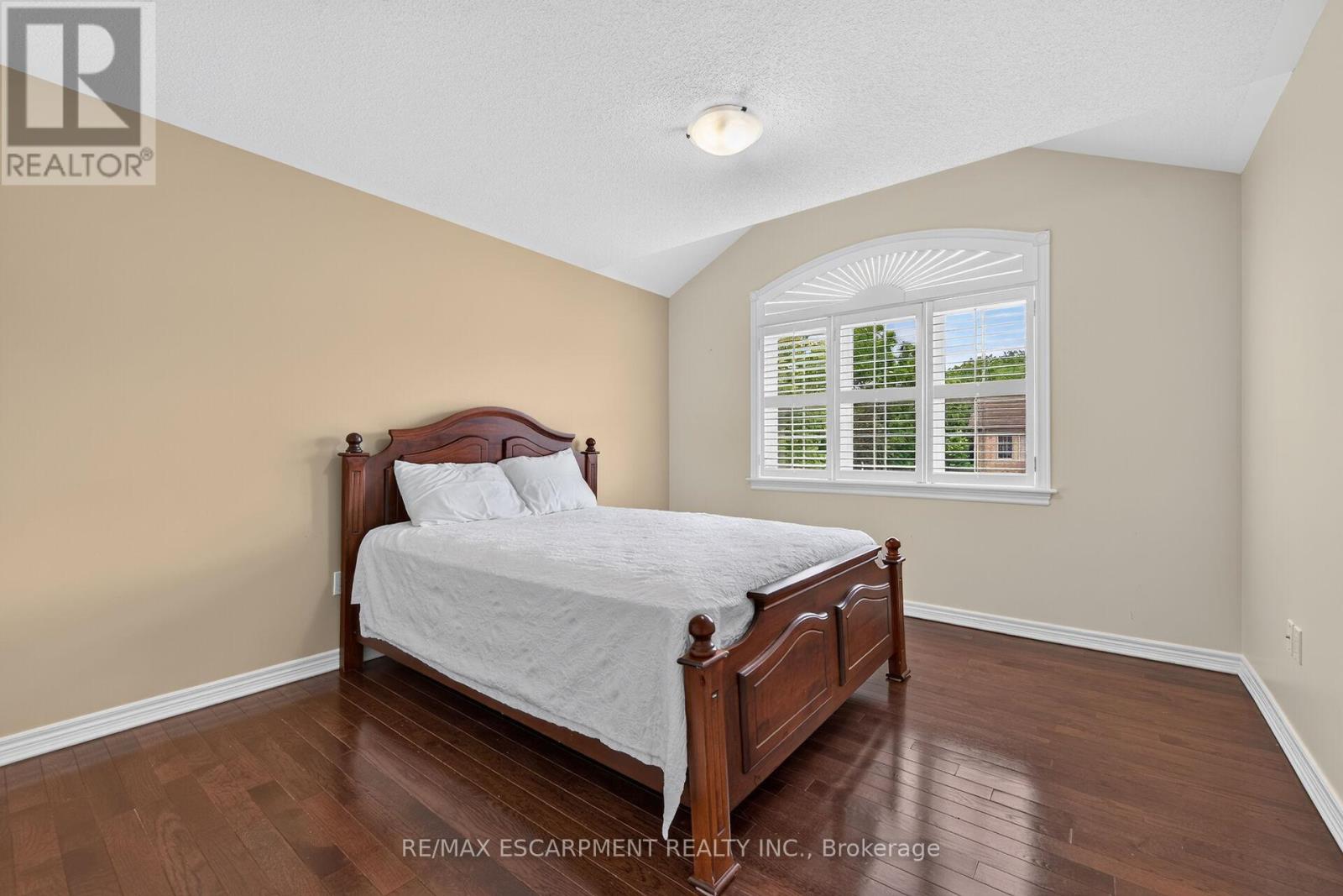 81 Morning Mist Drive, Hamilton, Ontario  L9B 0E6 - Photo 34 - X13471160