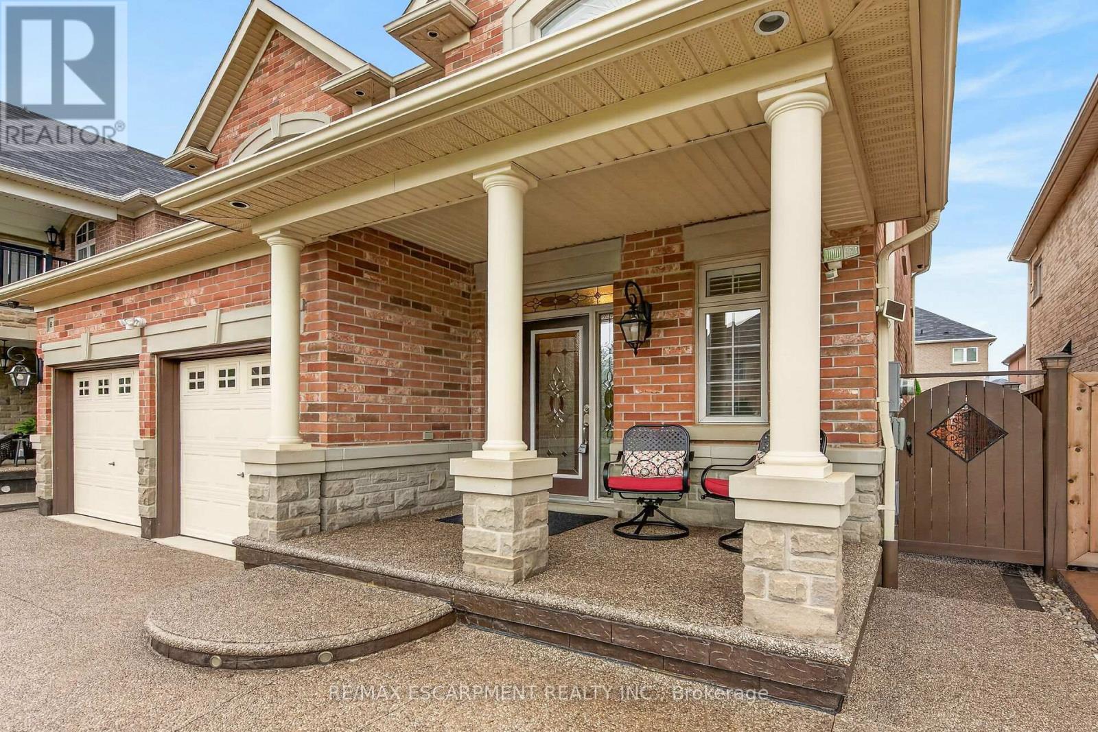 81 Morning Mist Drive, Hamilton, Ontario  L9B 0E6 - Photo 4 - X13471160