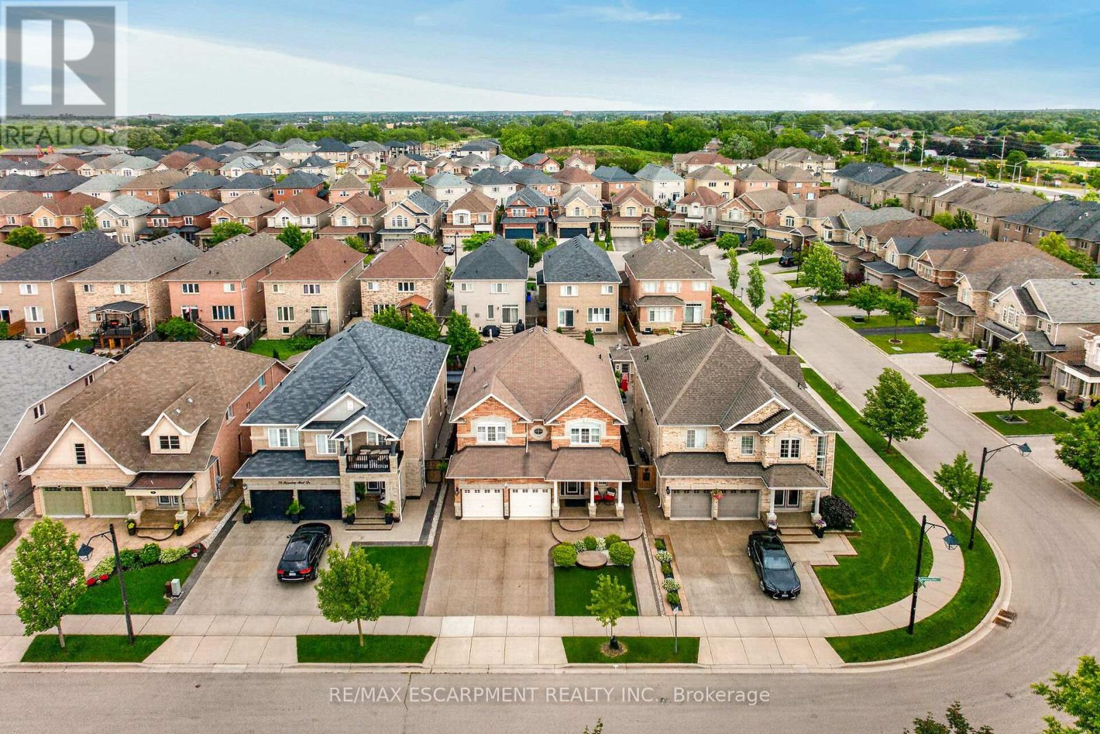 81 Morning Mist Drive, Hamilton, Ontario  L9B 0E6 - Photo 46 - X13471160