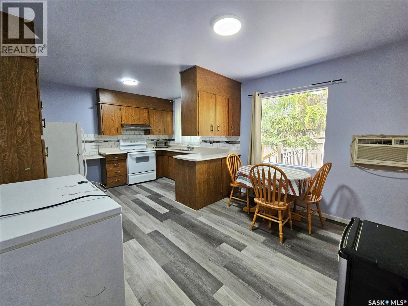 1641 103rd Street, North Battleford, Saskatchewan S9A 1L6 - Photo 4 - SK034239