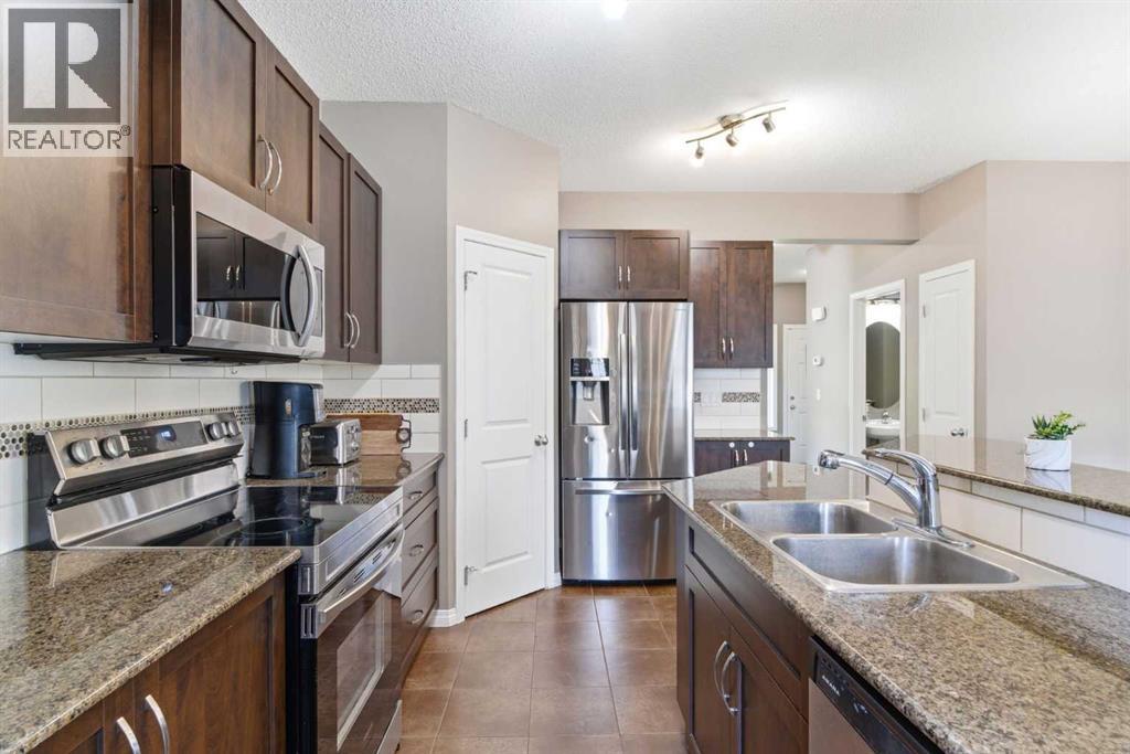 138 Drake Landing Loop, Okotoks, Alberta  T1S 0G8 - Photo 11 - A2319873