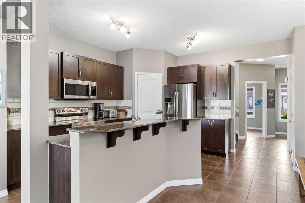 138 Drake Landing Loop, Okotoks, Alberta  T1S 0G8 - Photo 8 - A2319873