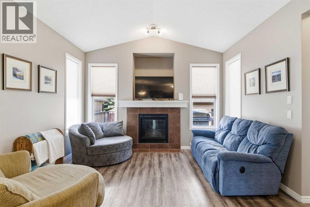 138 Drake Landing Loop, Okotoks, Alberta  T1S 0G8 - Photo 13 - A2319873