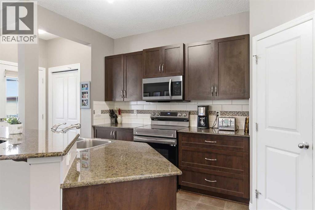 138 Drake Landing Loop, Okotoks, Alberta  T1S 0G8 - Photo 7 - A2319873
