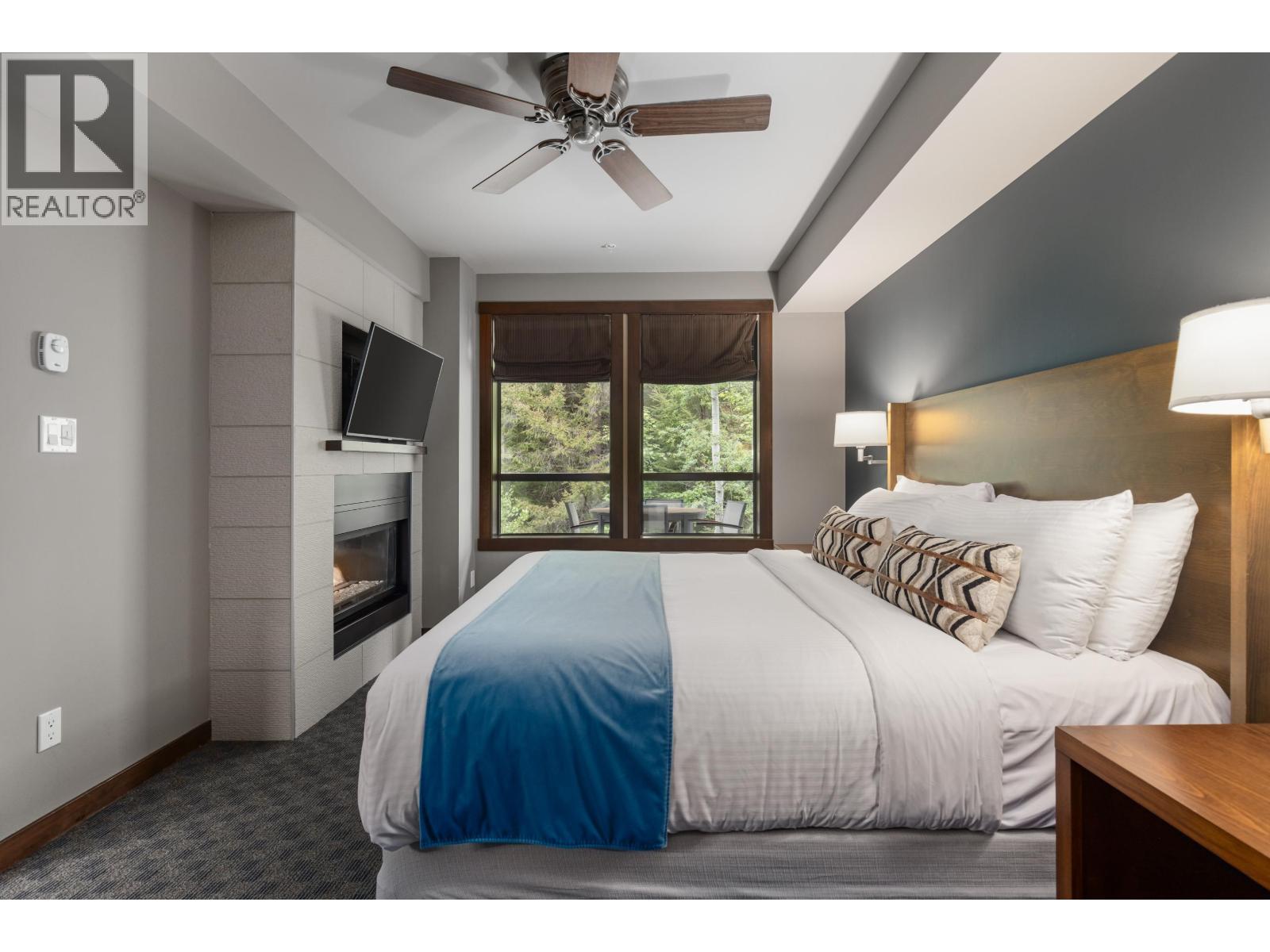 303d 2020 London Lane, Whistler, British Columbia  V0N 1B2 - Photo 10 - R3138135