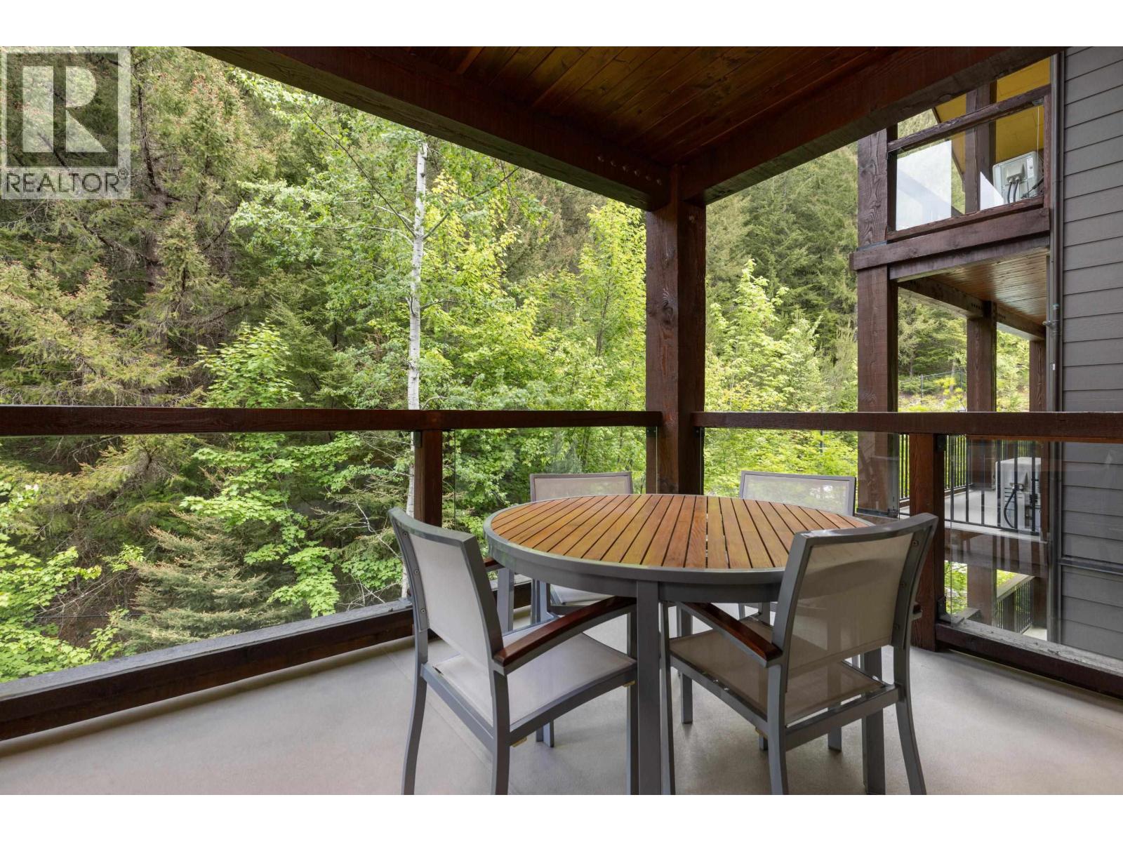 303d 2020 London Lane, Whistler, British Columbia  V0N 1B2 - Photo 7 - R3138135