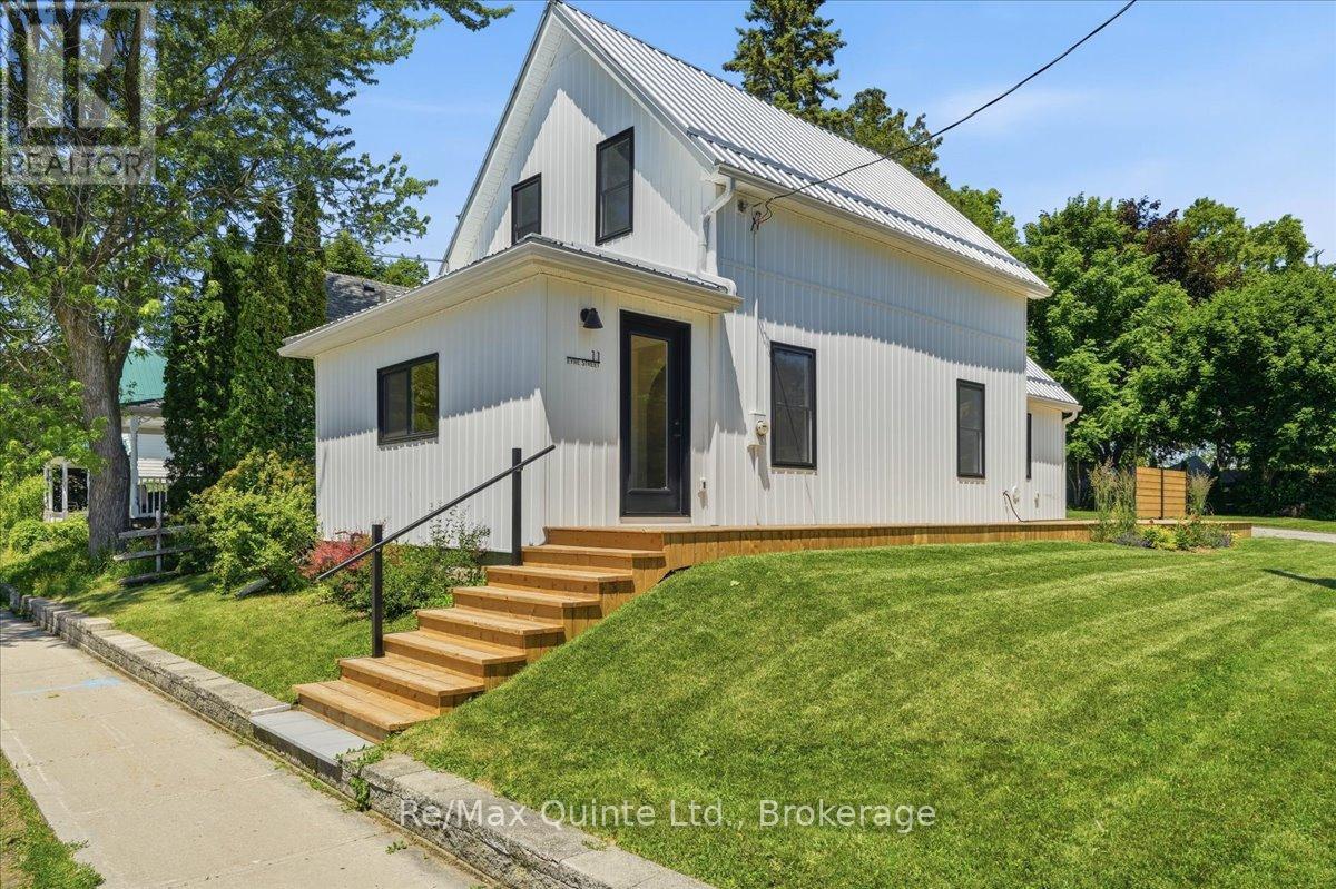 11 EYRE STREET, Prince Edward County, Ontario