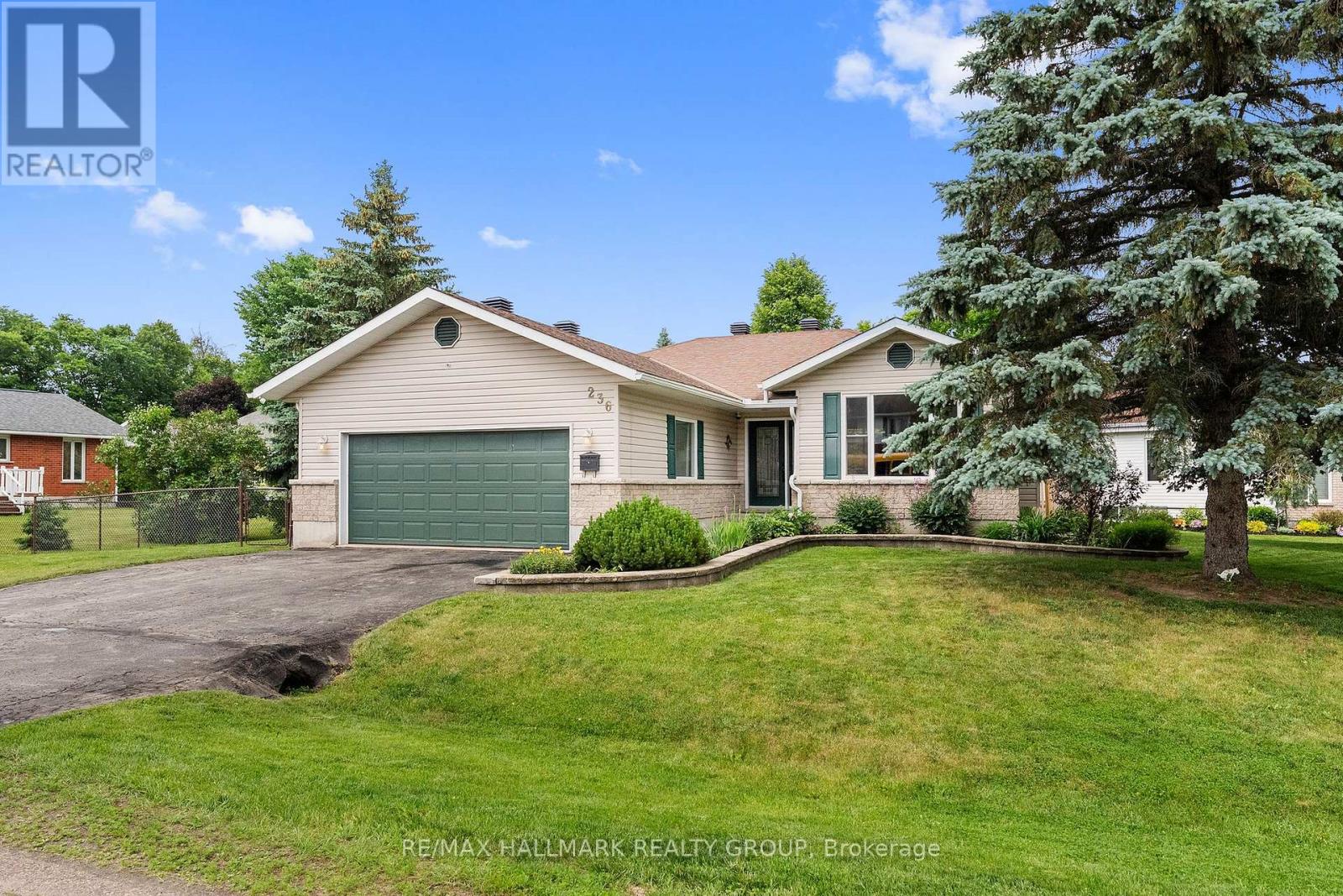 236 Vanier Crescent, Renfrew, Ontario K7V 4M9 - Photo 4 - X13471234