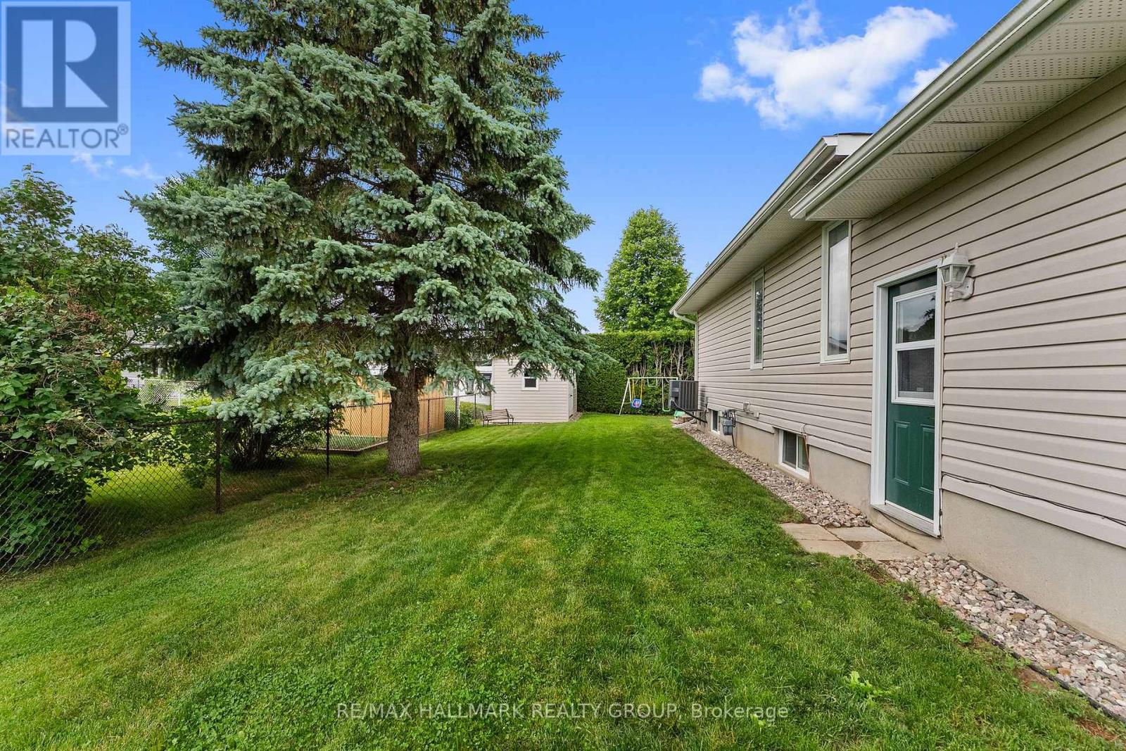 236 Vanier Crescent, Renfrew, Ontario K7V 4M9 - Photo 43 - X13471234