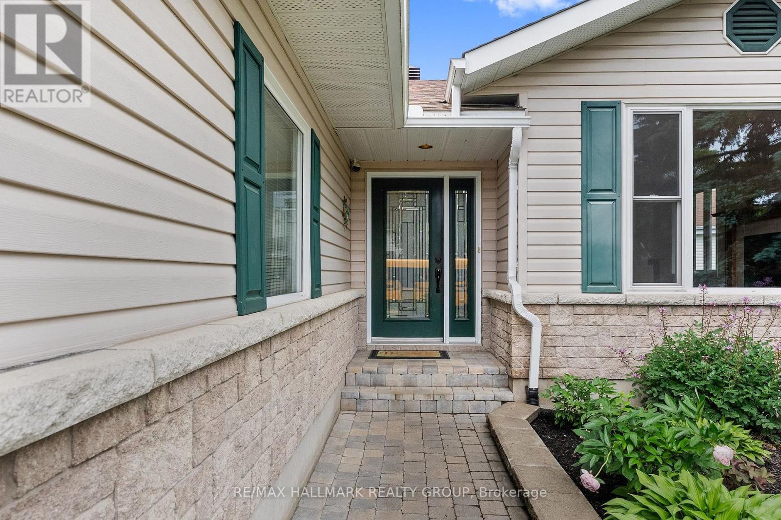 236 Vanier Crescent, Renfrew, Ontario K7V 4M9 - Photo 5 - X13471234