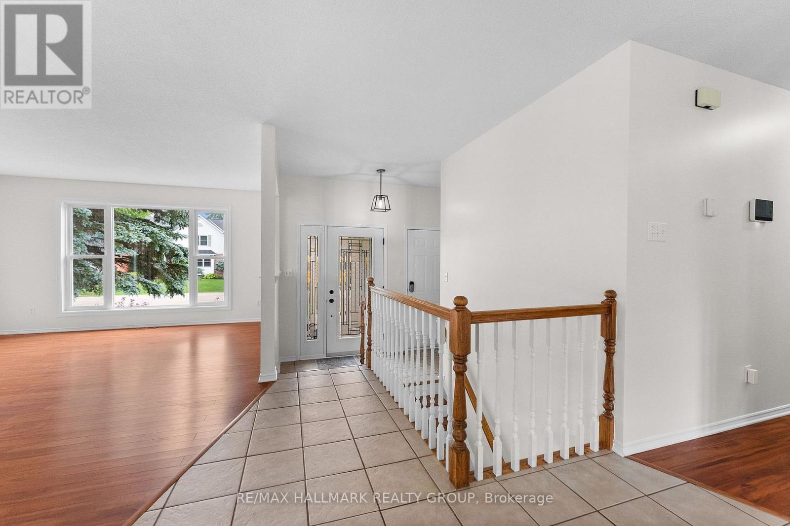 236 Vanier Crescent, Renfrew, Ontario K7V 4M9 - Photo 8 - X13471234
