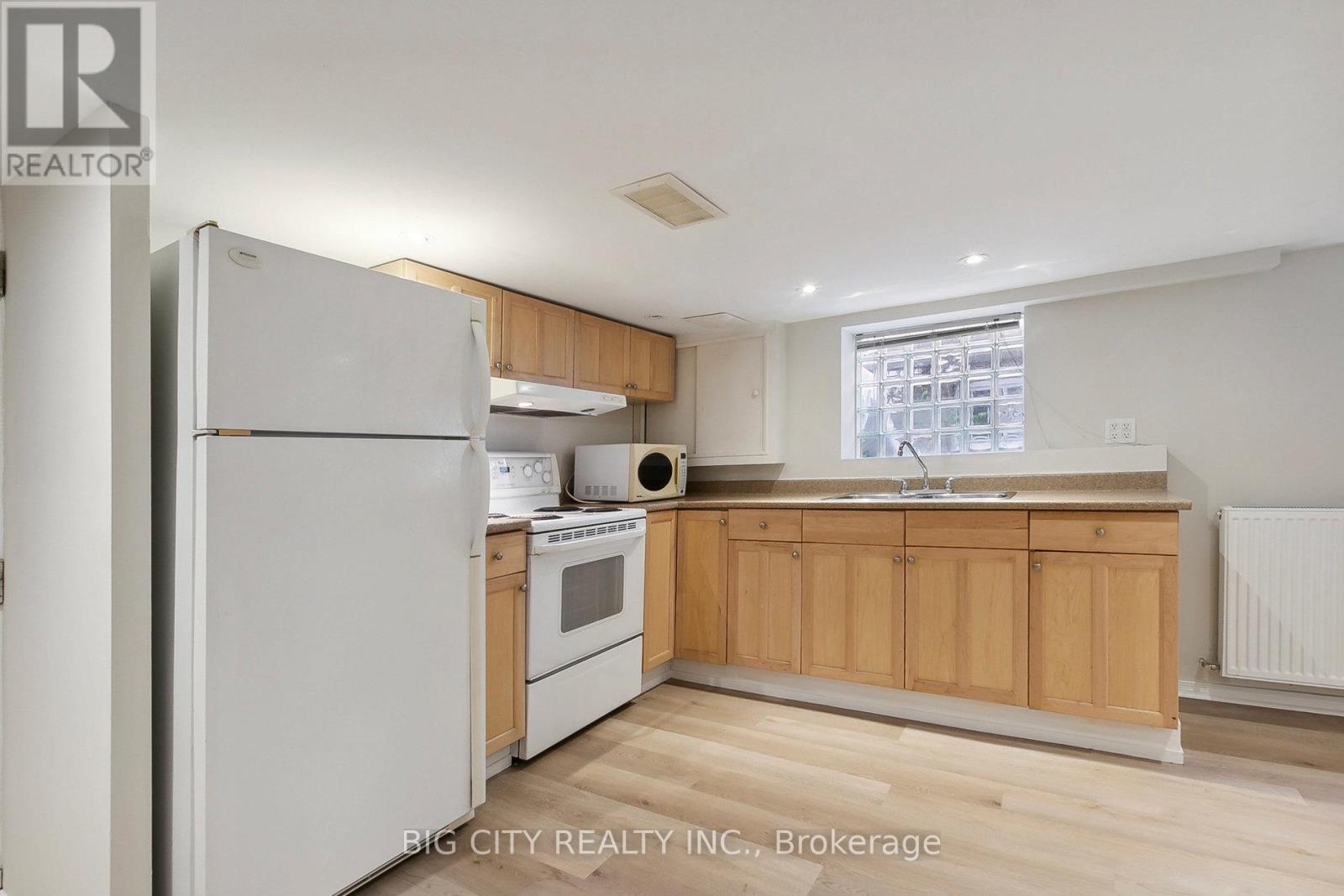 LOWER - 178 DOUGLAS AVENUE - Photo 10