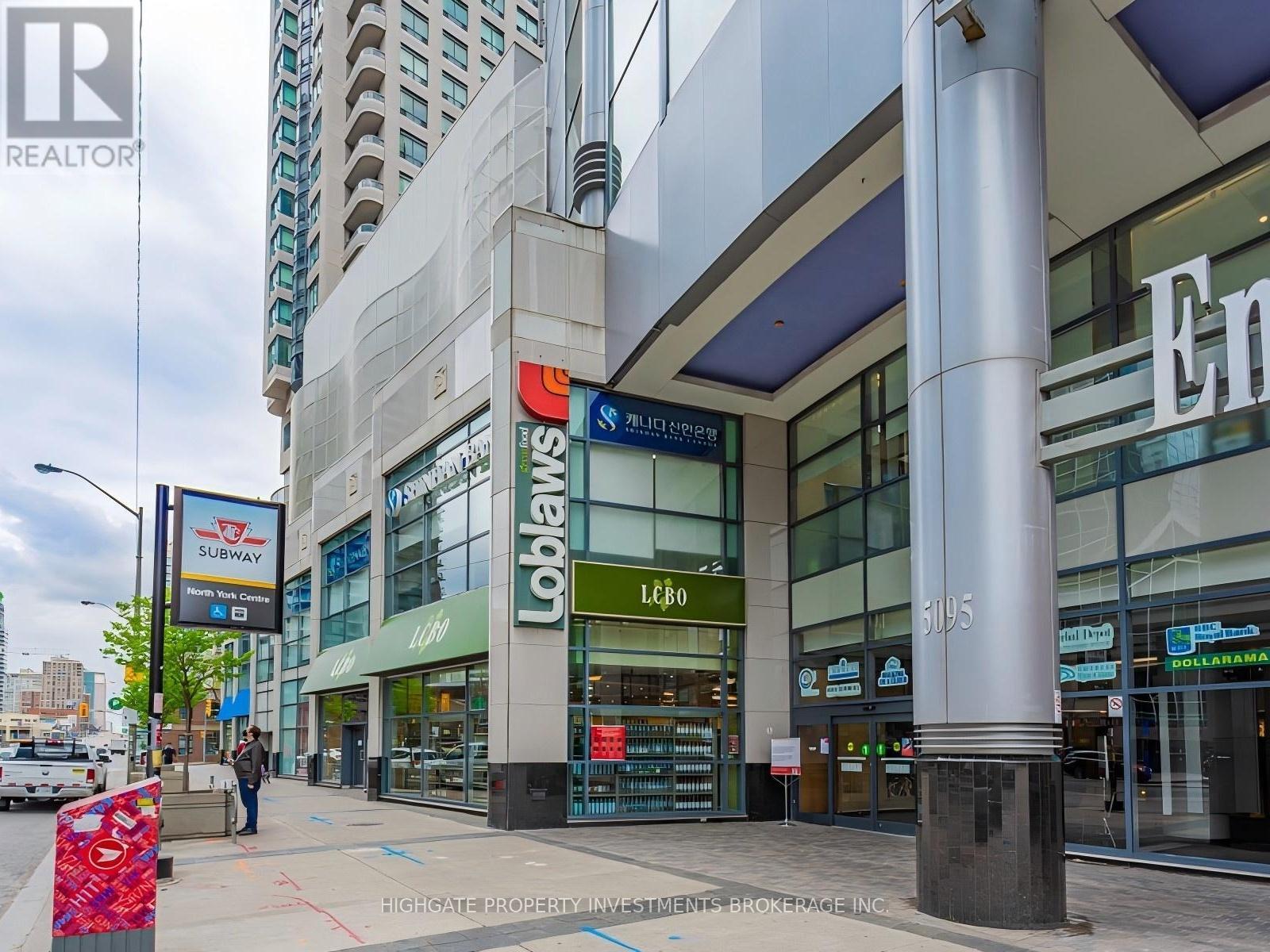 607 - 8 HILLCREST AVENUE, Toronto, Ontario