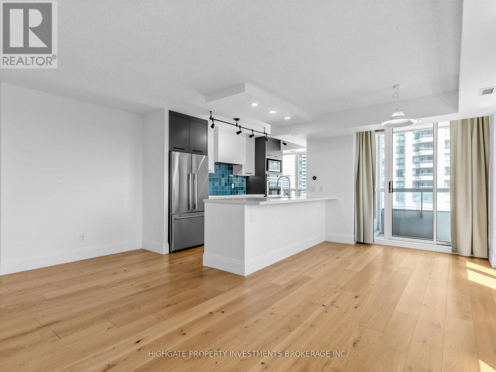 607 - 8 Hillcrest Avenue, Toronto, Ontario  M2N 6Y6 - Photo 5 - C13471238