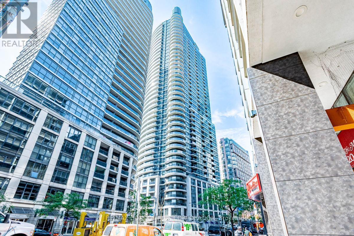 3708 - 21 CARLTON STREET, Toronto, Ontario
