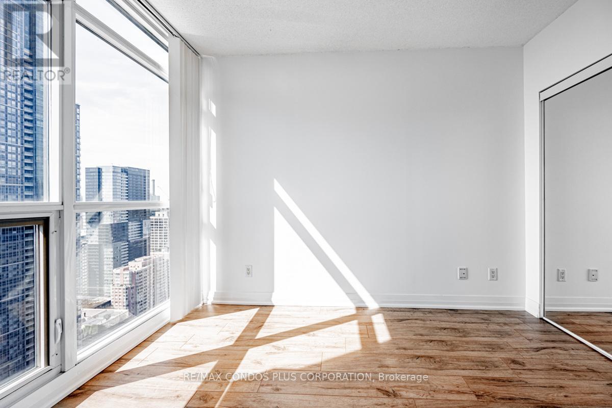 3708 - 21 Carlton Street, Toronto, Ontario  M5B 1L2 - Photo 10 - C13471248