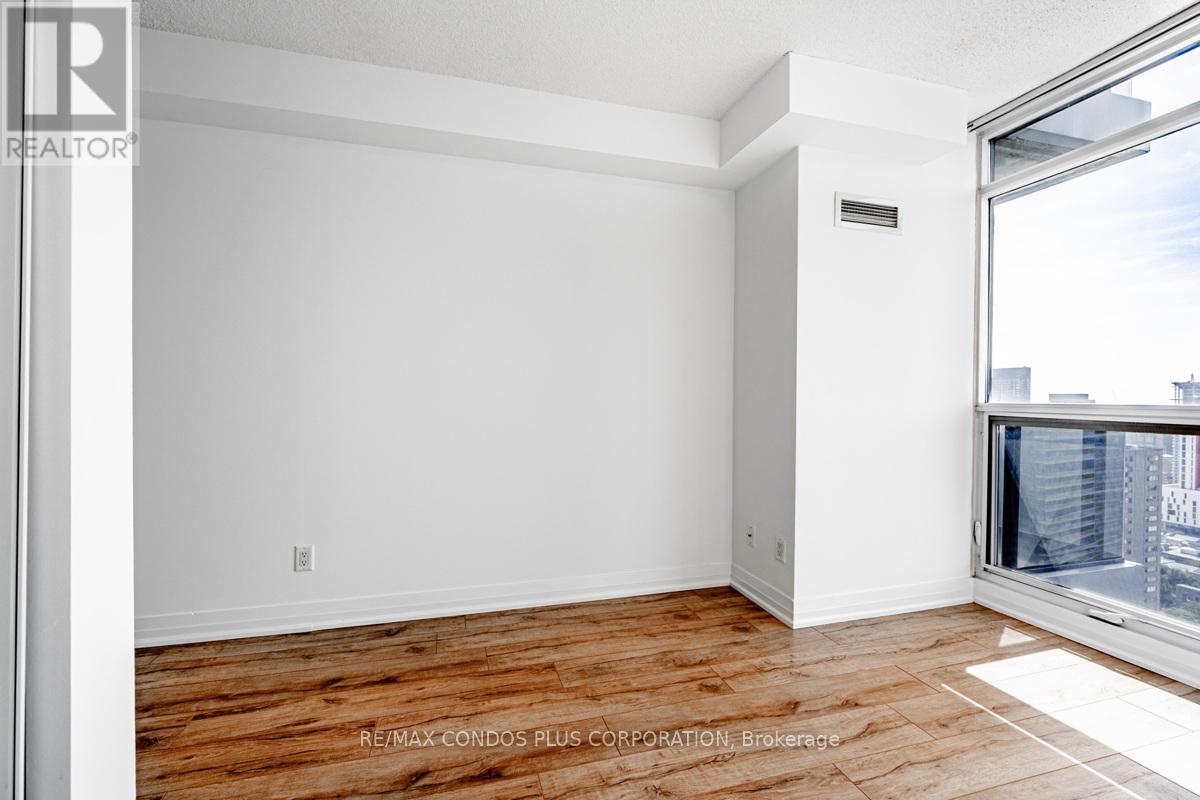 3708 - 21 Carlton Street, Toronto, Ontario  M5B 1L2 - Photo 11 - C13471248