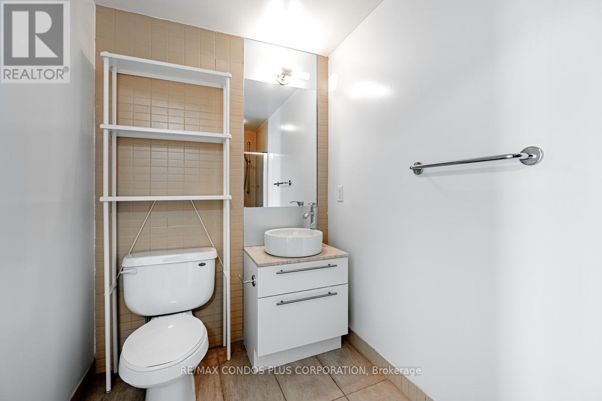 3708 - 21 Carlton Street, Toronto, Ontario  M5B 1L2 - Photo 13 - C13471248