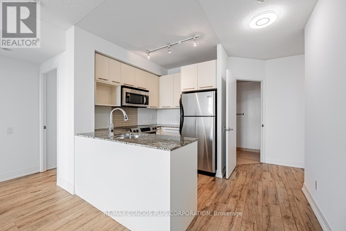 3708 - 21 Carlton Street, Toronto, Ontario  M5B 1L2 - Photo 4 - C13471248