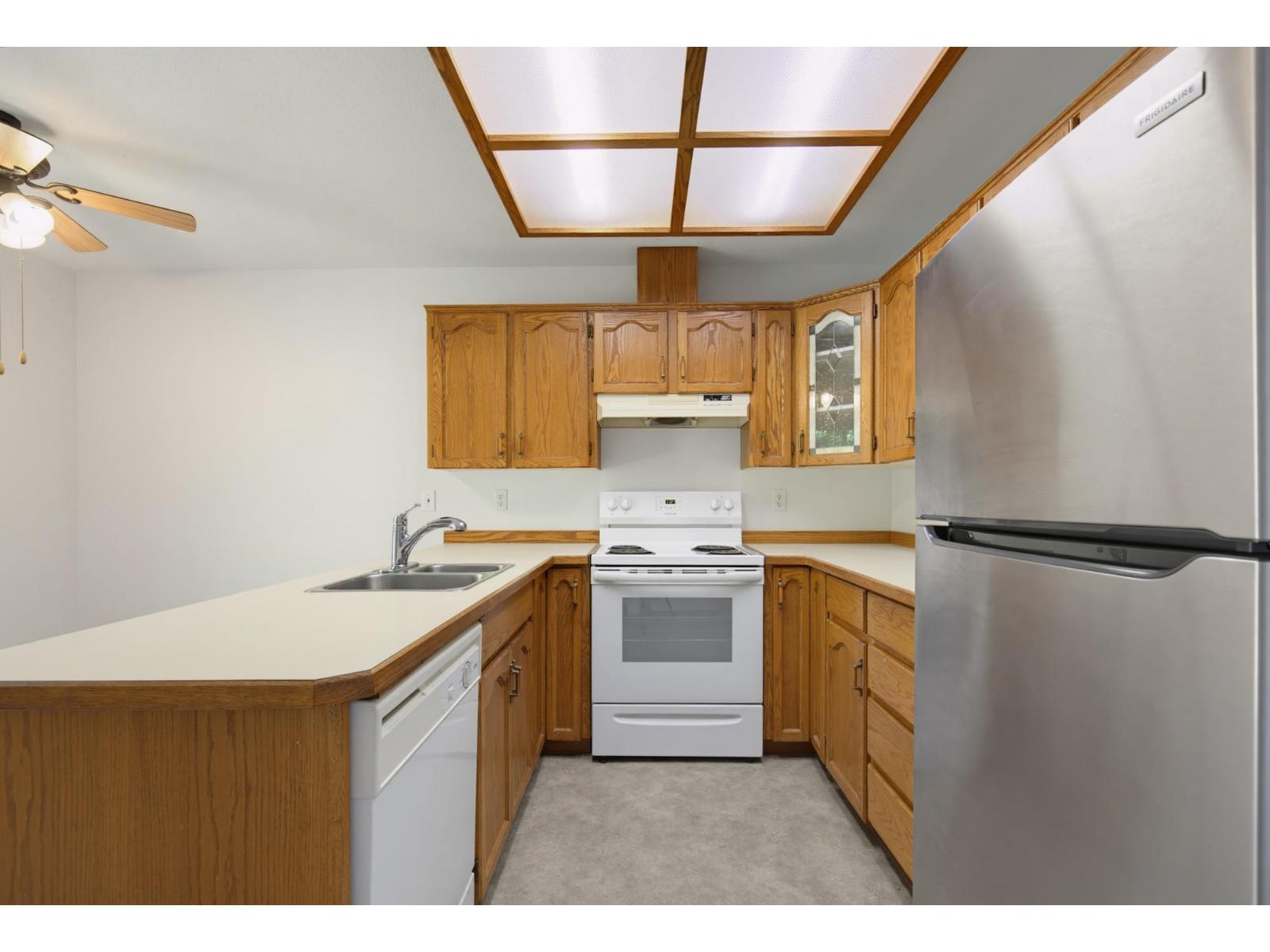 33563a 2nd Avenue, Mission, British Columbia  V2V 6J3 - Photo 4 - R3137456