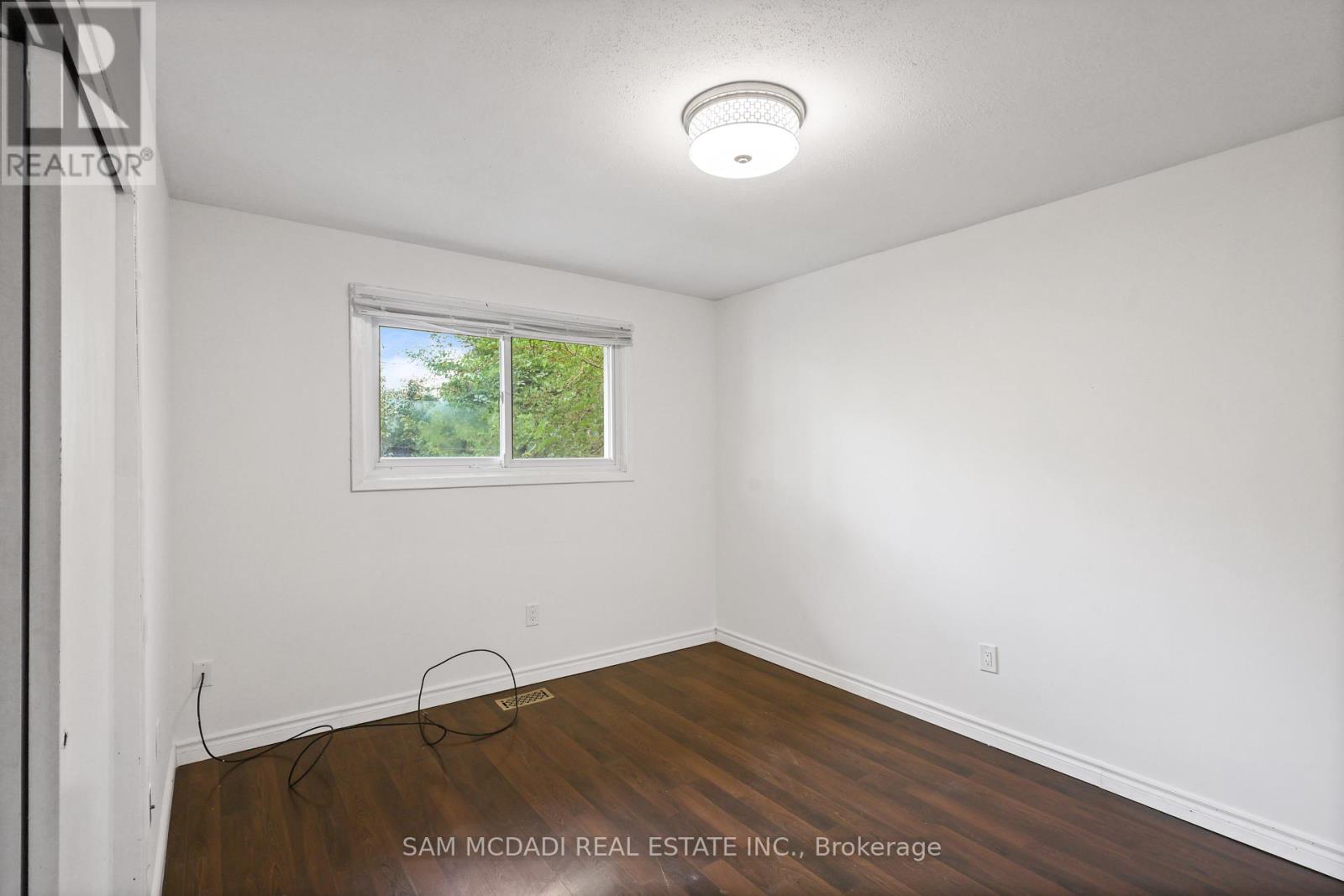 3456 Rexway Drive, Burlington, Ontario  L7N 2L6 - Photo 17 - W13471228